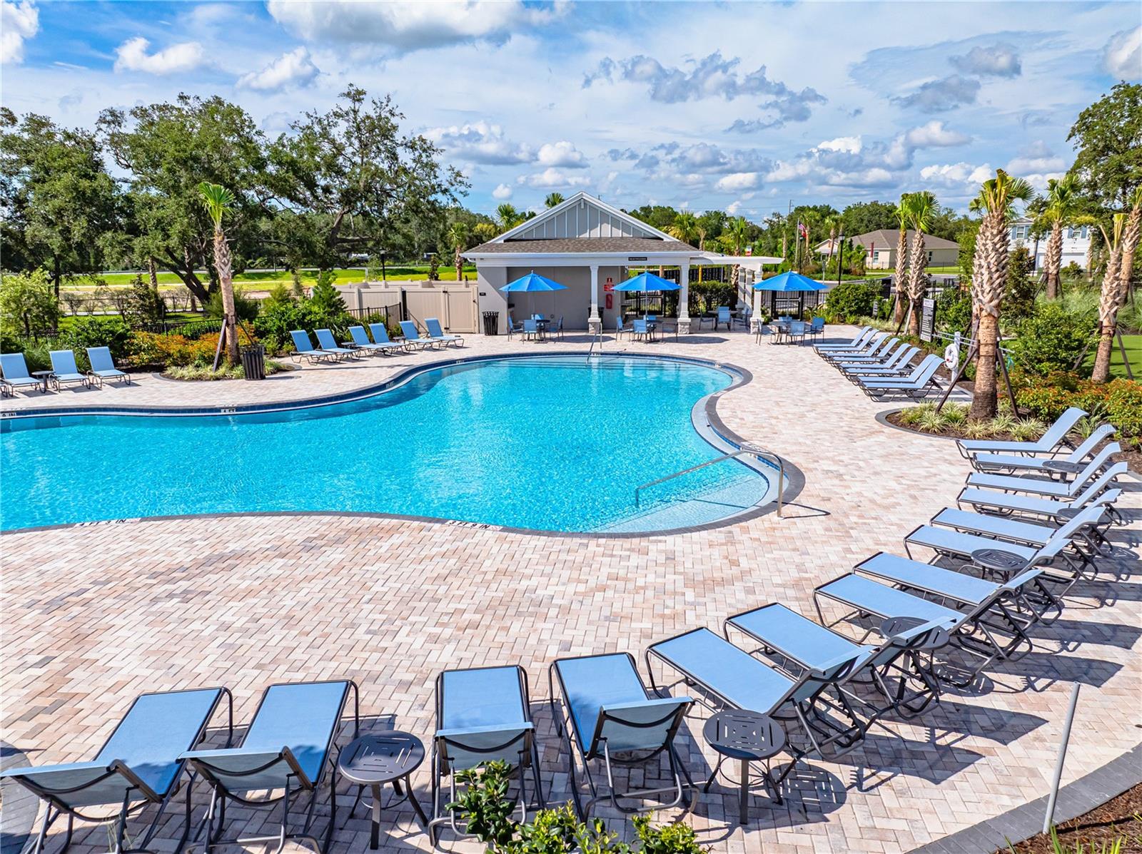 Image 29 of 30 For 13502 Tropical Breeze Way