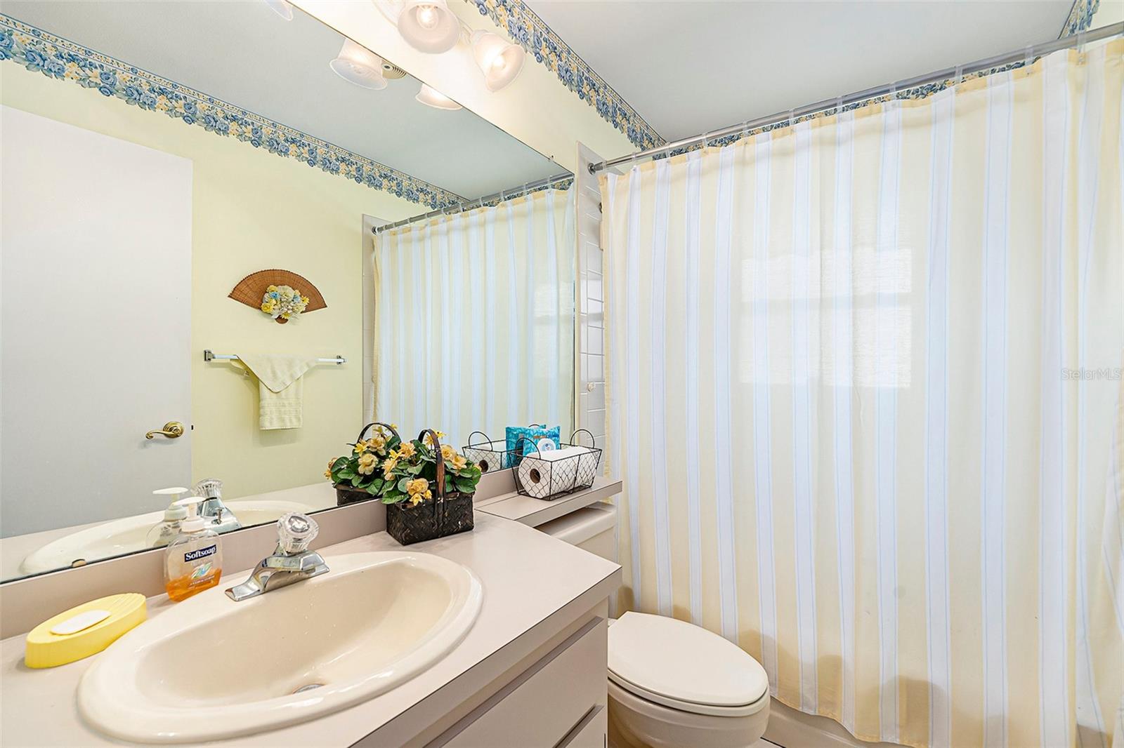 Image 17 of 20 For 8615 Chadwick Drive