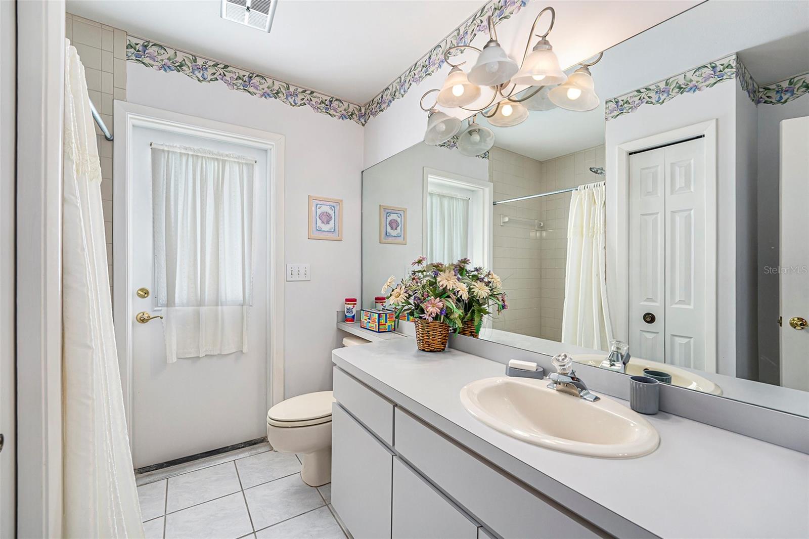 Image 18 of 20 For 8615 Chadwick Drive