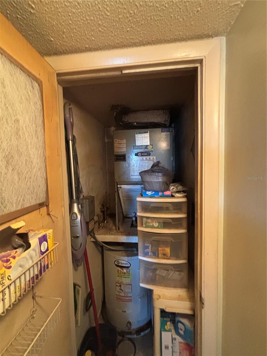 Image 40 of 94 For 831 Brandywine Drive