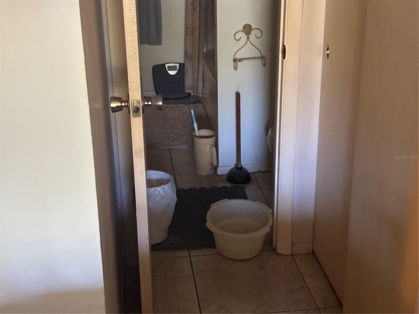 Image 76 of 94 For 831 Brandywine Drive