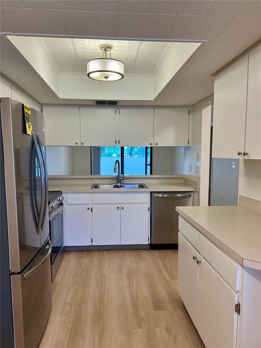 Image 4 of 29 For 2131 Ridge Road S 86