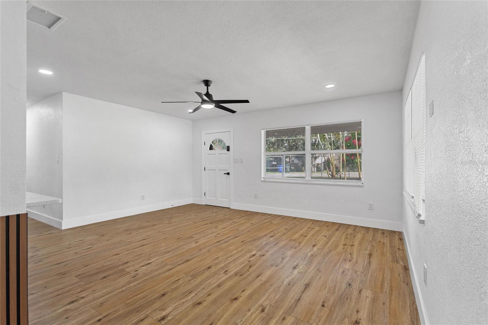 Image 11 of 41 For 3504 Florida Avenue