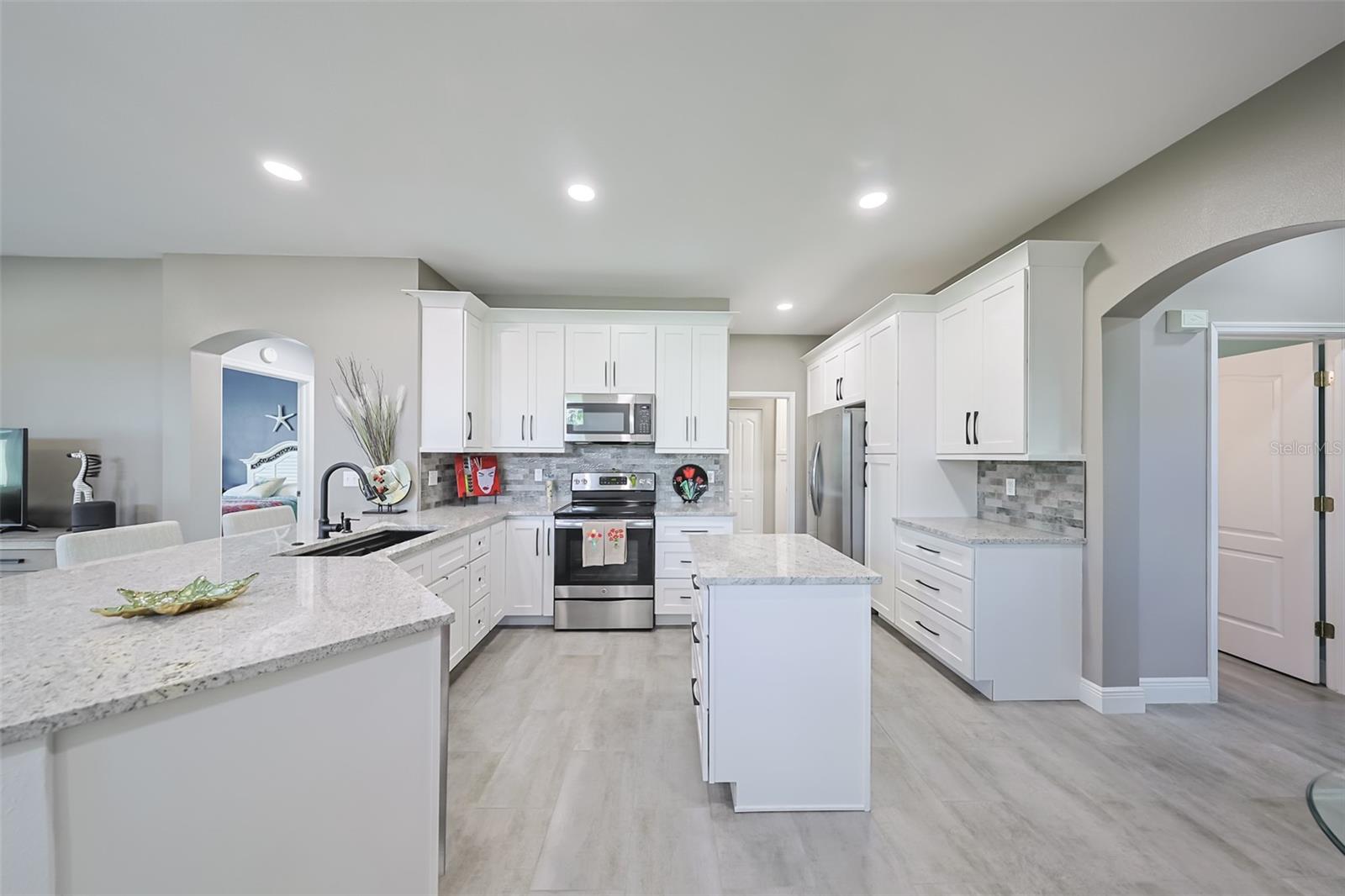 Image 10 of 45 For 2049 Acadia Greens Drive 19