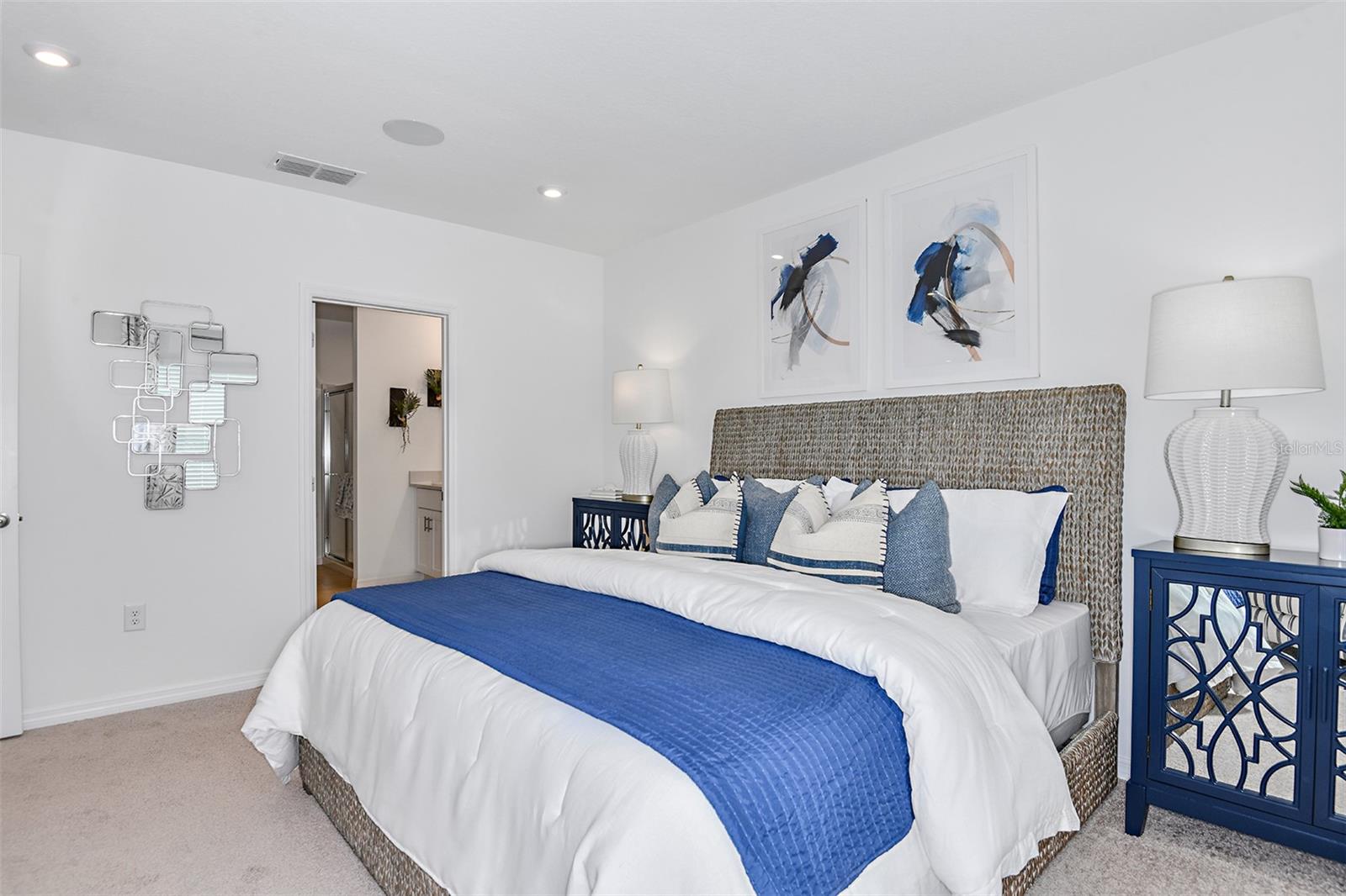 Image 22 of 38 For 13514 Tropical Breeze Way