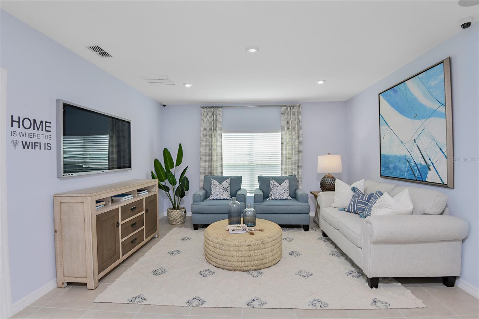 Image 4 of 38 For 13514 Tropical Breeze Way