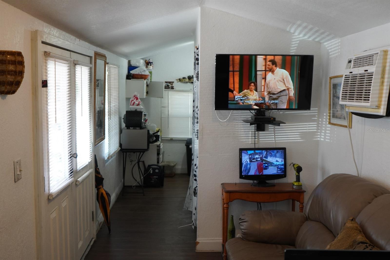 Image 2 of 11 For 2610 Dr Martin Luther King Jr Boulevard