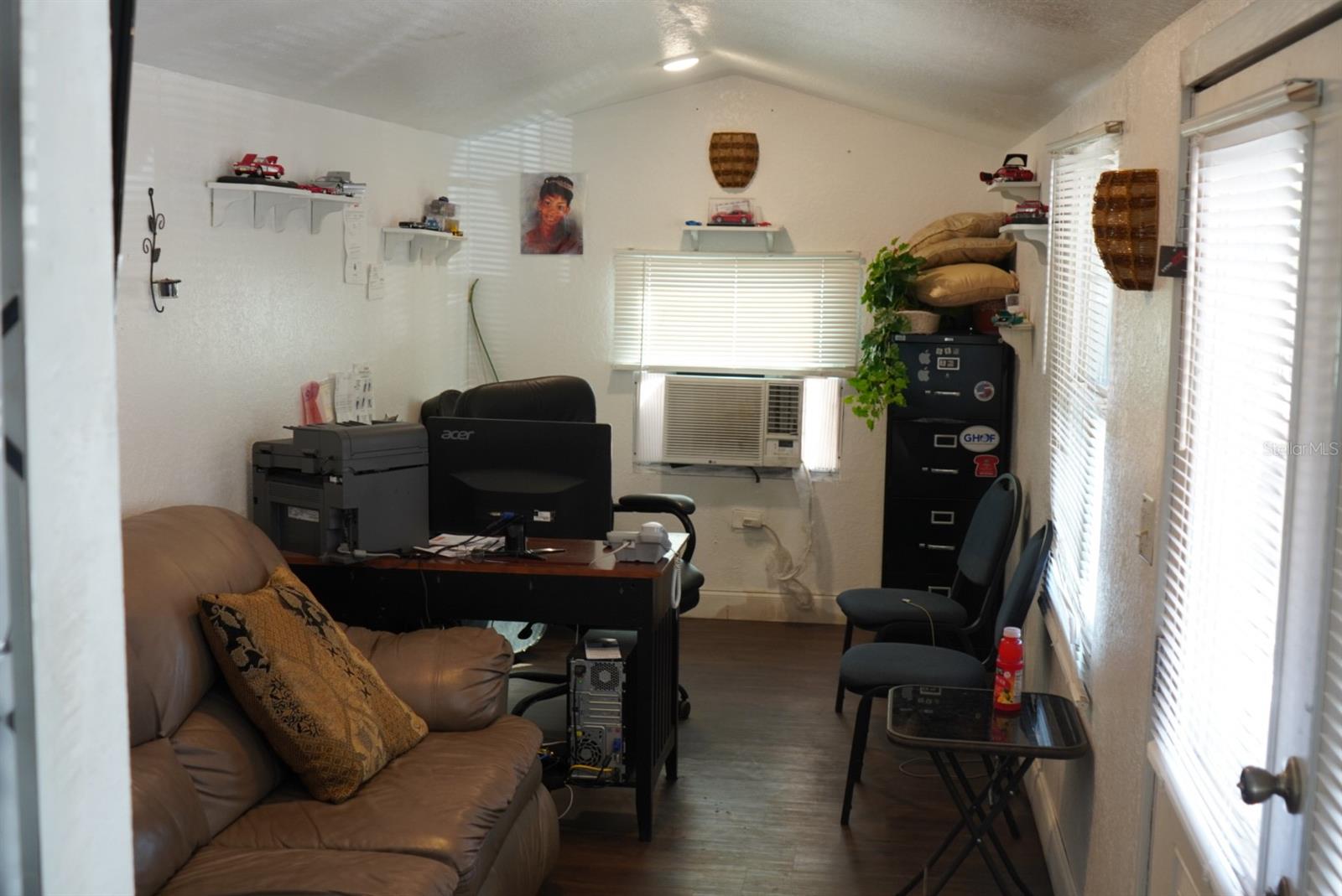 Image 3 of 11 For 2610 Dr Martin Luther King Jr Boulevard