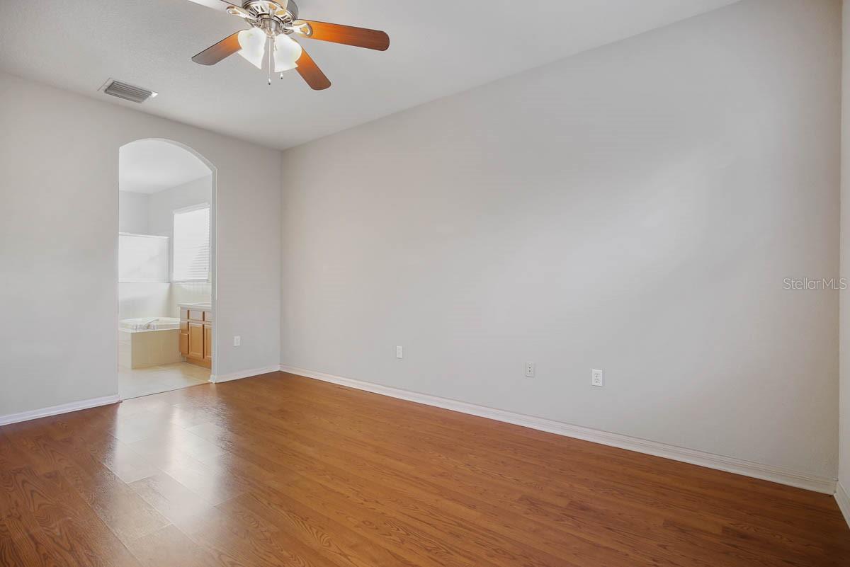 Image 16 of 33 For 15111 Shearcrest Drive