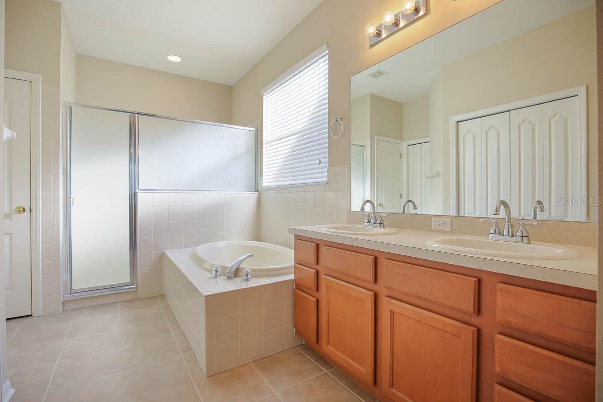 Image 18 of 33 For 15111 Shearcrest Drive