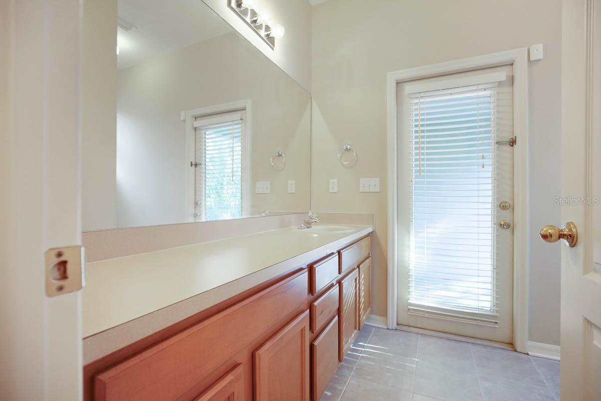 Image 27 of 33 For 15111 Shearcrest Drive