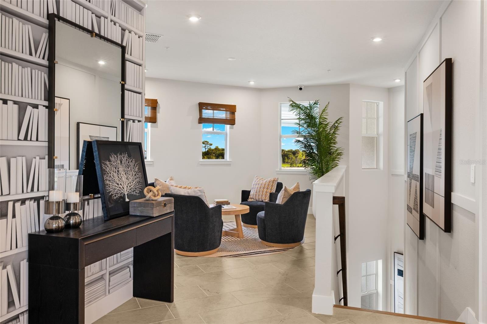 Image 6 of 43 For 12807 Jade Empress Loop 202