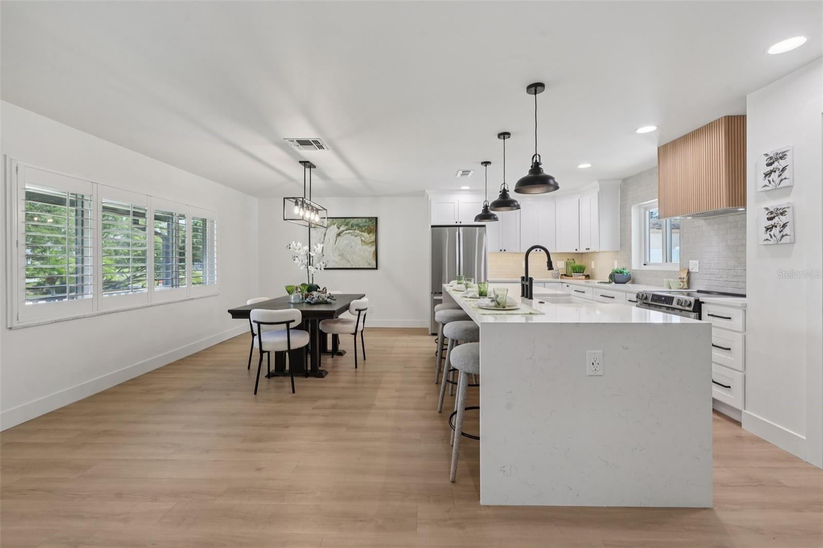 Image 10 of 61 For 1728 Lagoon Circle