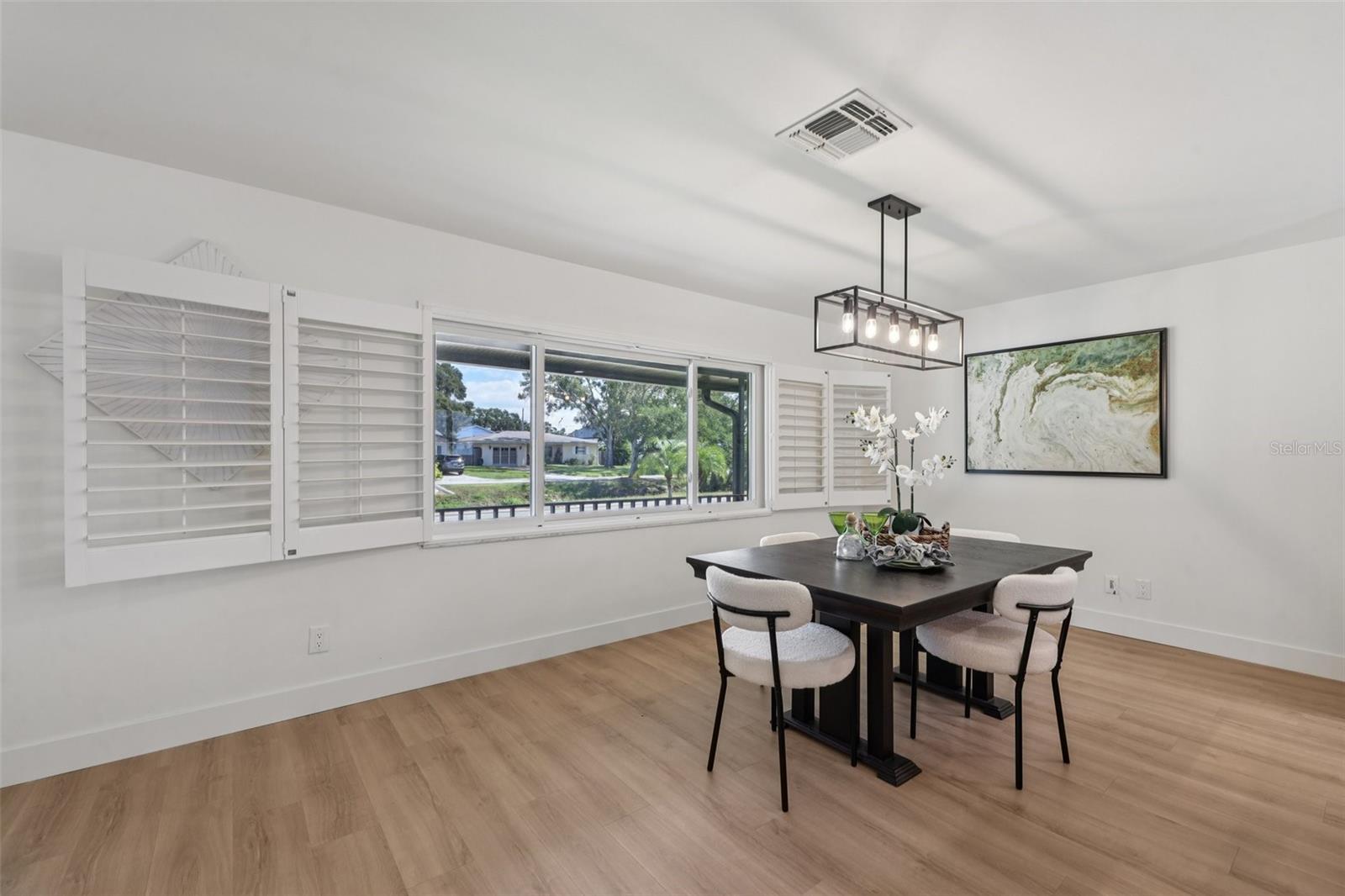 Image 15 of 61 For 1728 Lagoon Circle