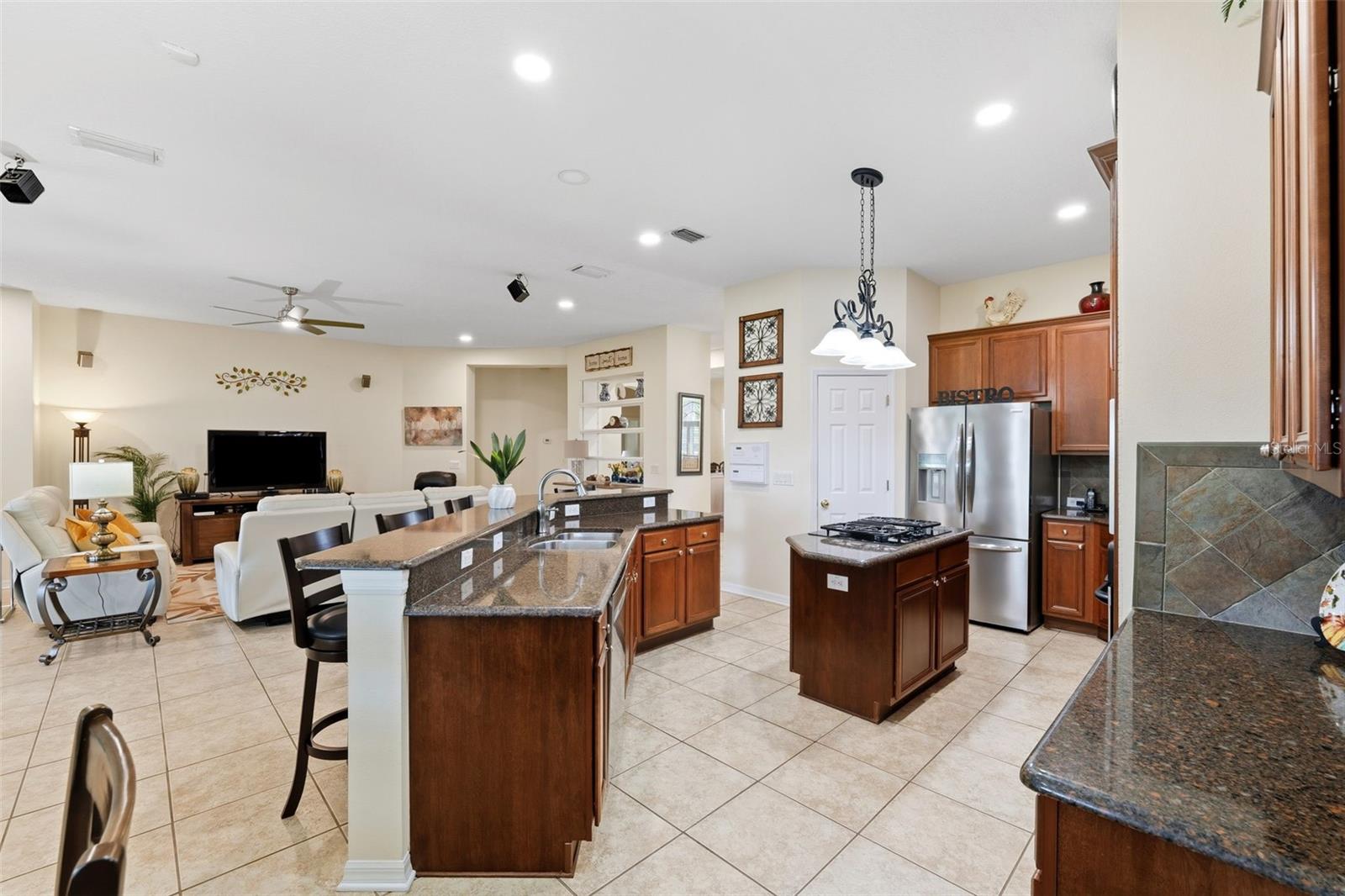 Image 11 of 42 For 19737 Prince Benjamin Drive