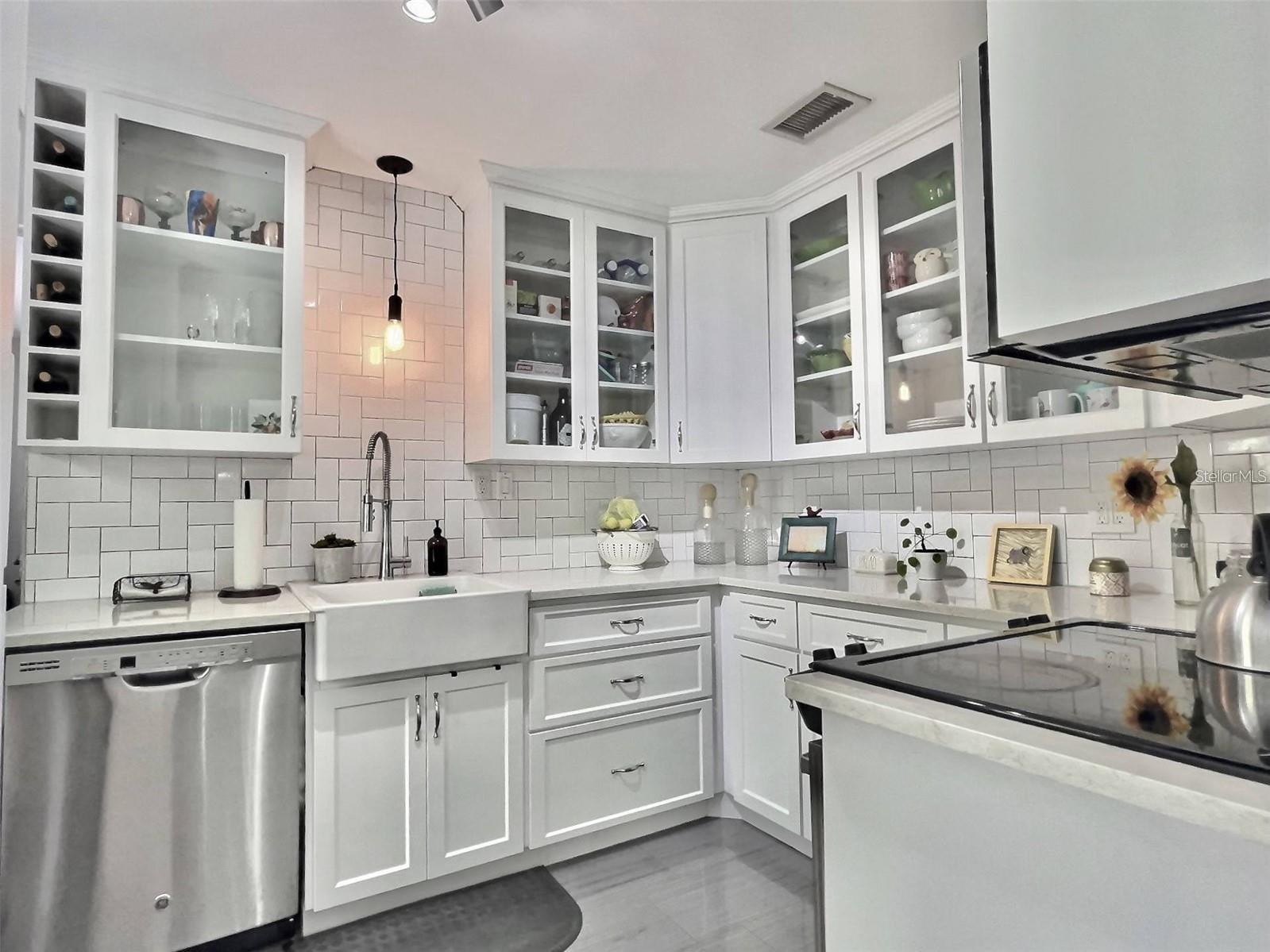 Image 7 of 28 For 1421 55th Avenue N