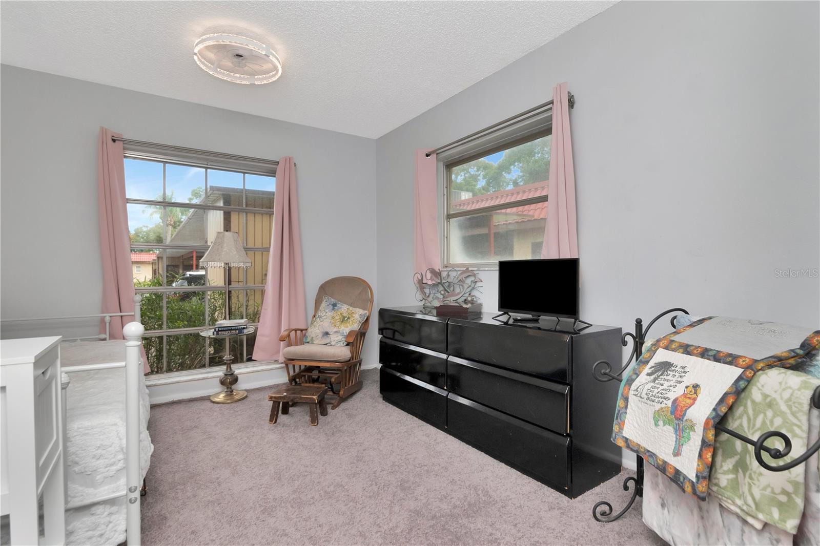 Image 14 of 25 For 601 Hercules Avenue 201