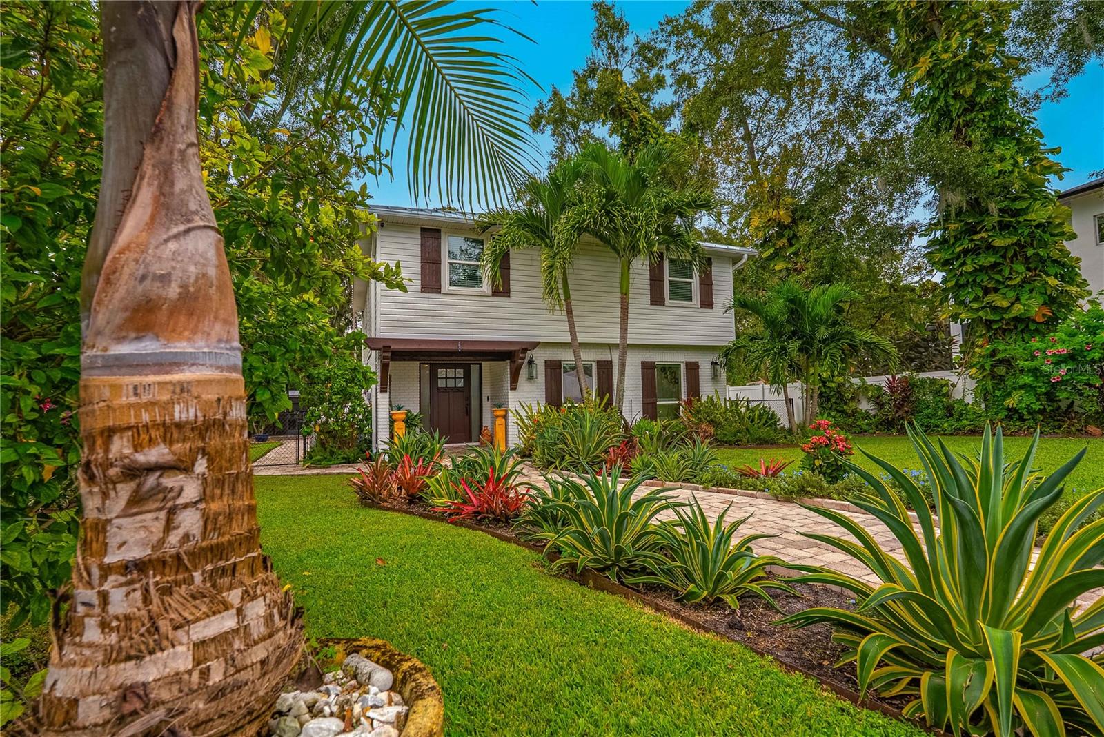 Image 2 of 100 For 8020 Sharon Drive