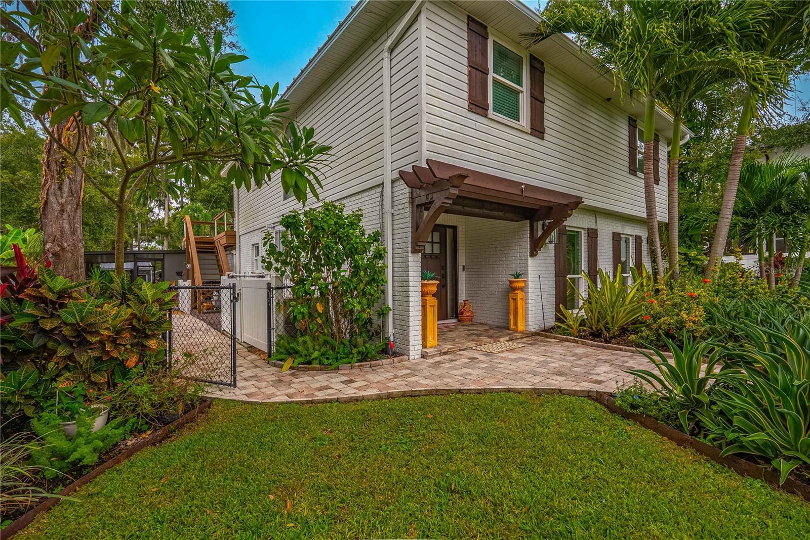 Image 3 of 100 For 8020 Sharon Drive