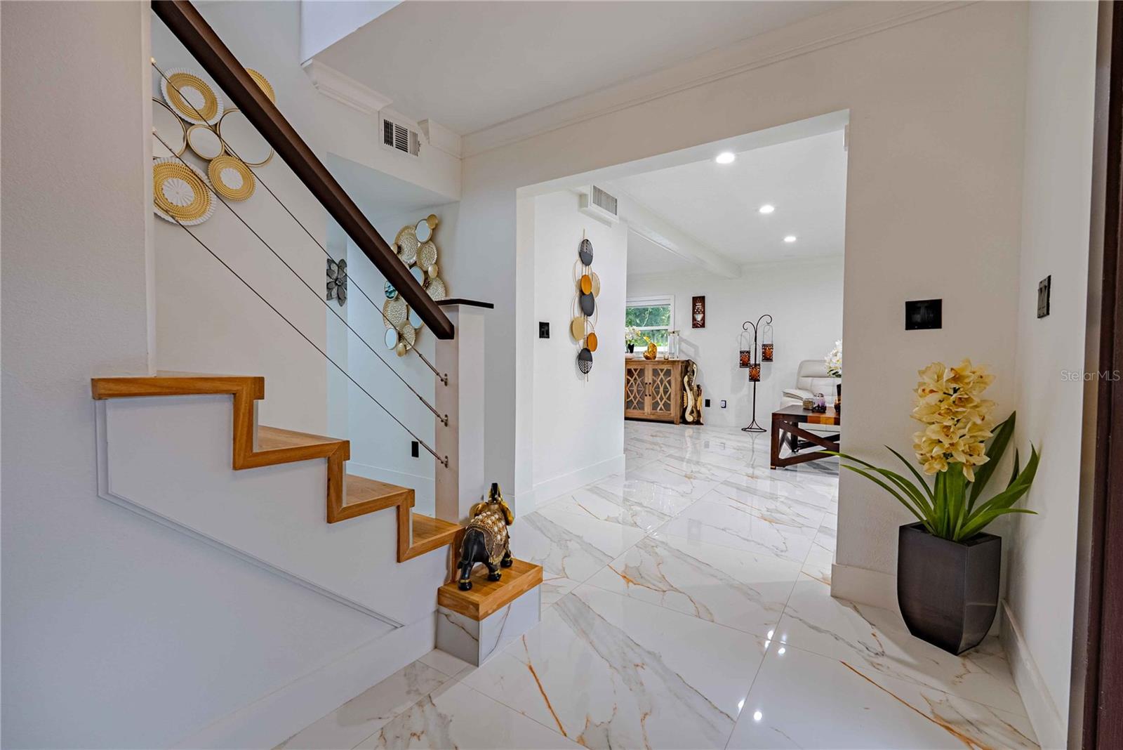 Image 6 of 100 For 8020 Sharon Drive