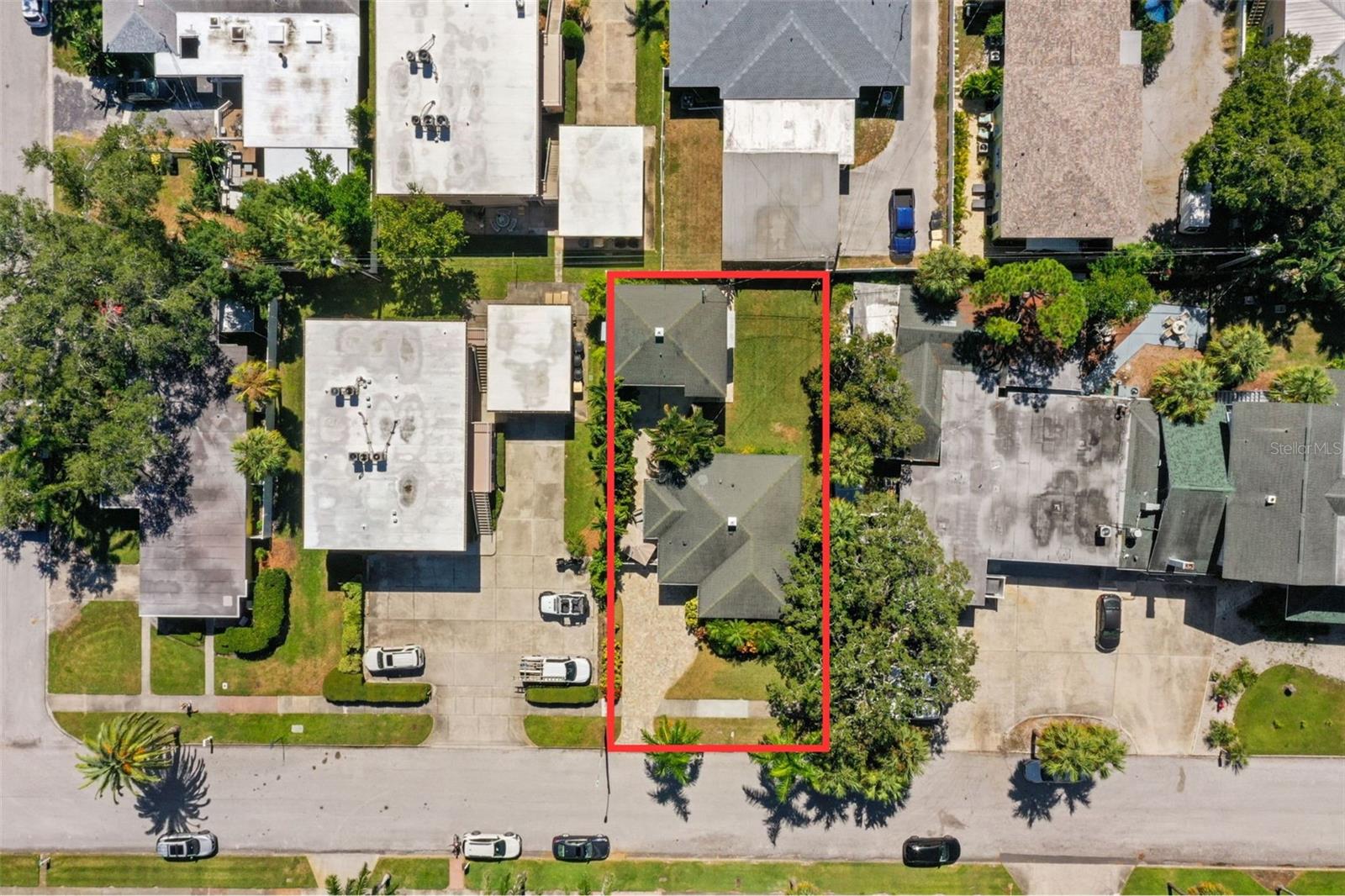 Image 29 of 49 For 1019 Marine Street