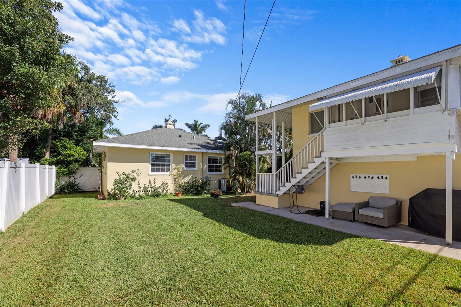 Image 35 of 49 For 1019 Marine Street