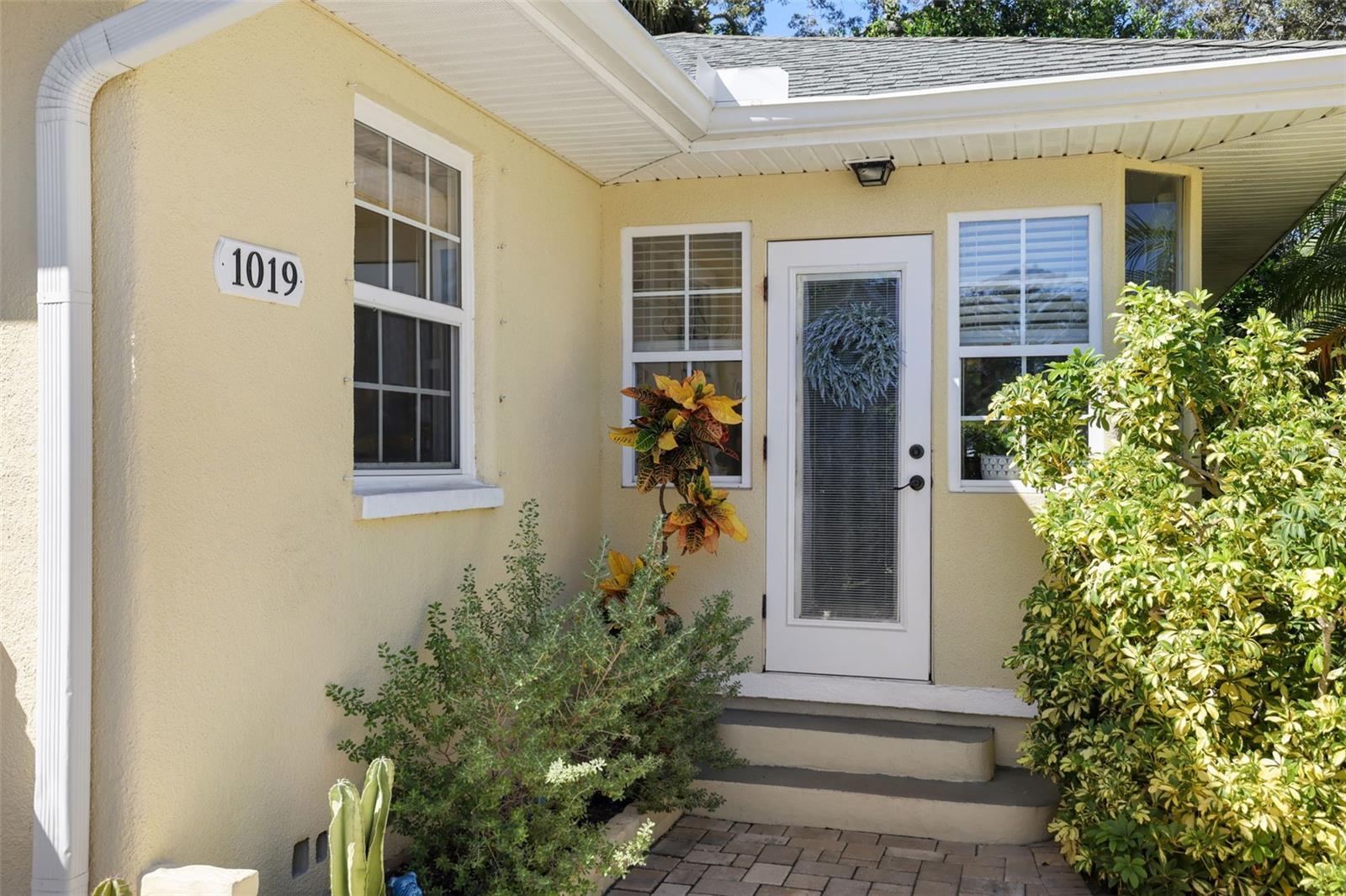 Image 38 of 49 For 1019 Marine Street