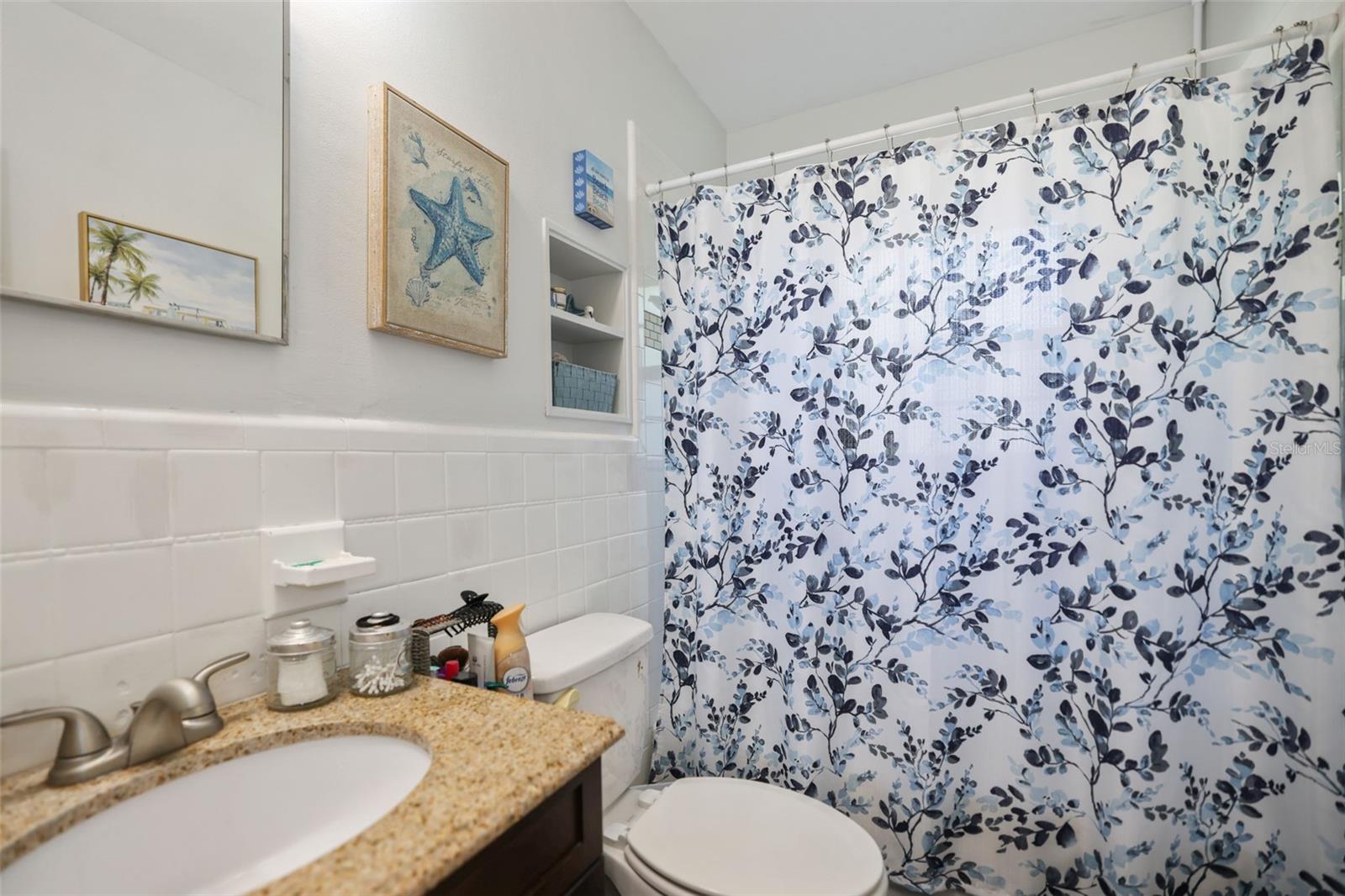 Image 44 of 49 For 1019 Marine Street