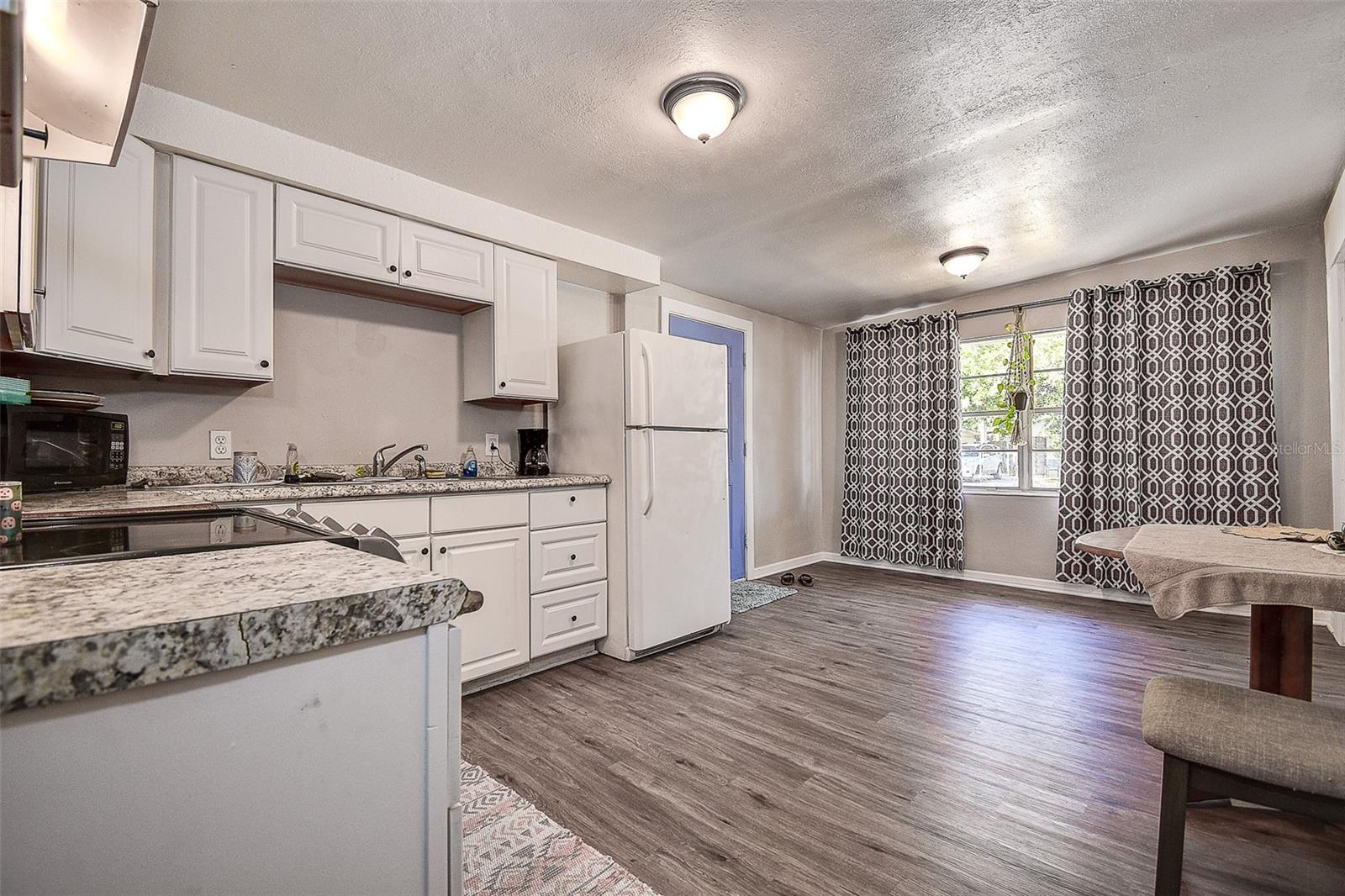 Image 17 of 57 For 1818 And 1816 Hacienda Way