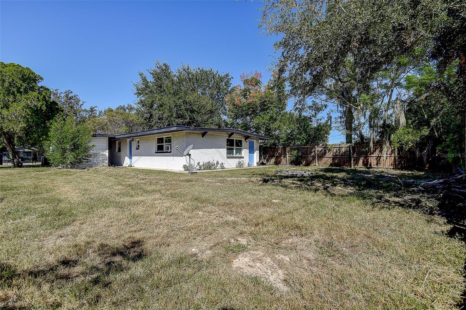 Image 27 of 57 For 1818 And 1816 Hacienda Way