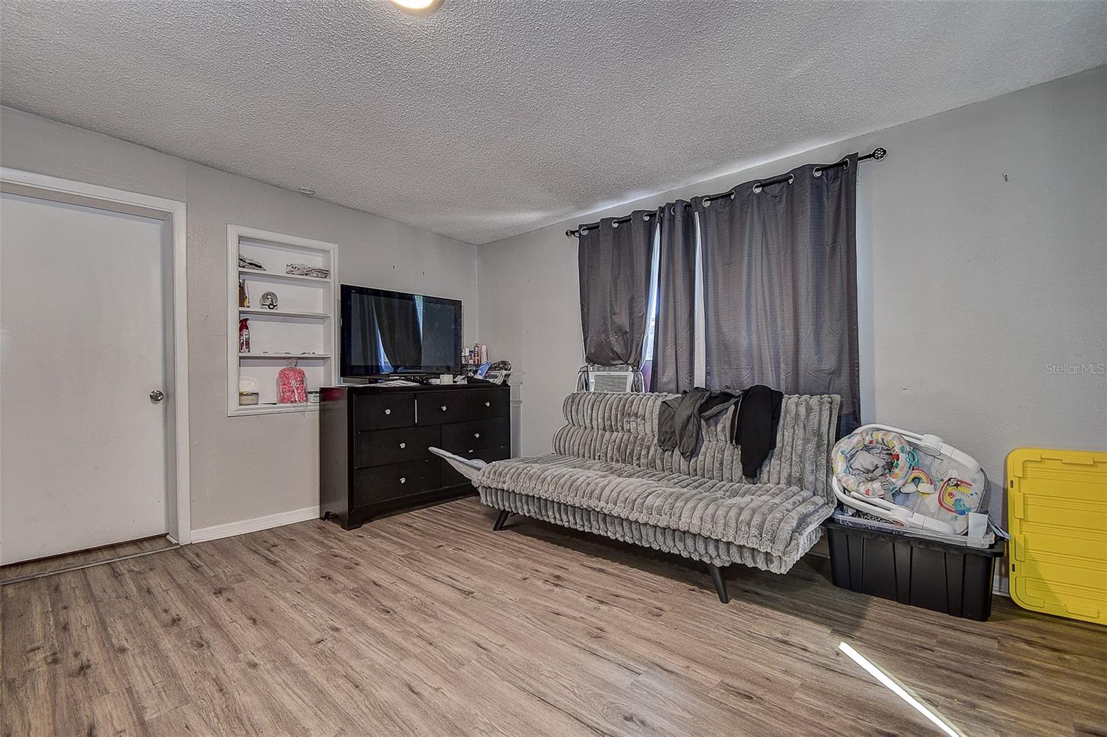 Image 33 of 57 For 1818 And 1816 Hacienda Way