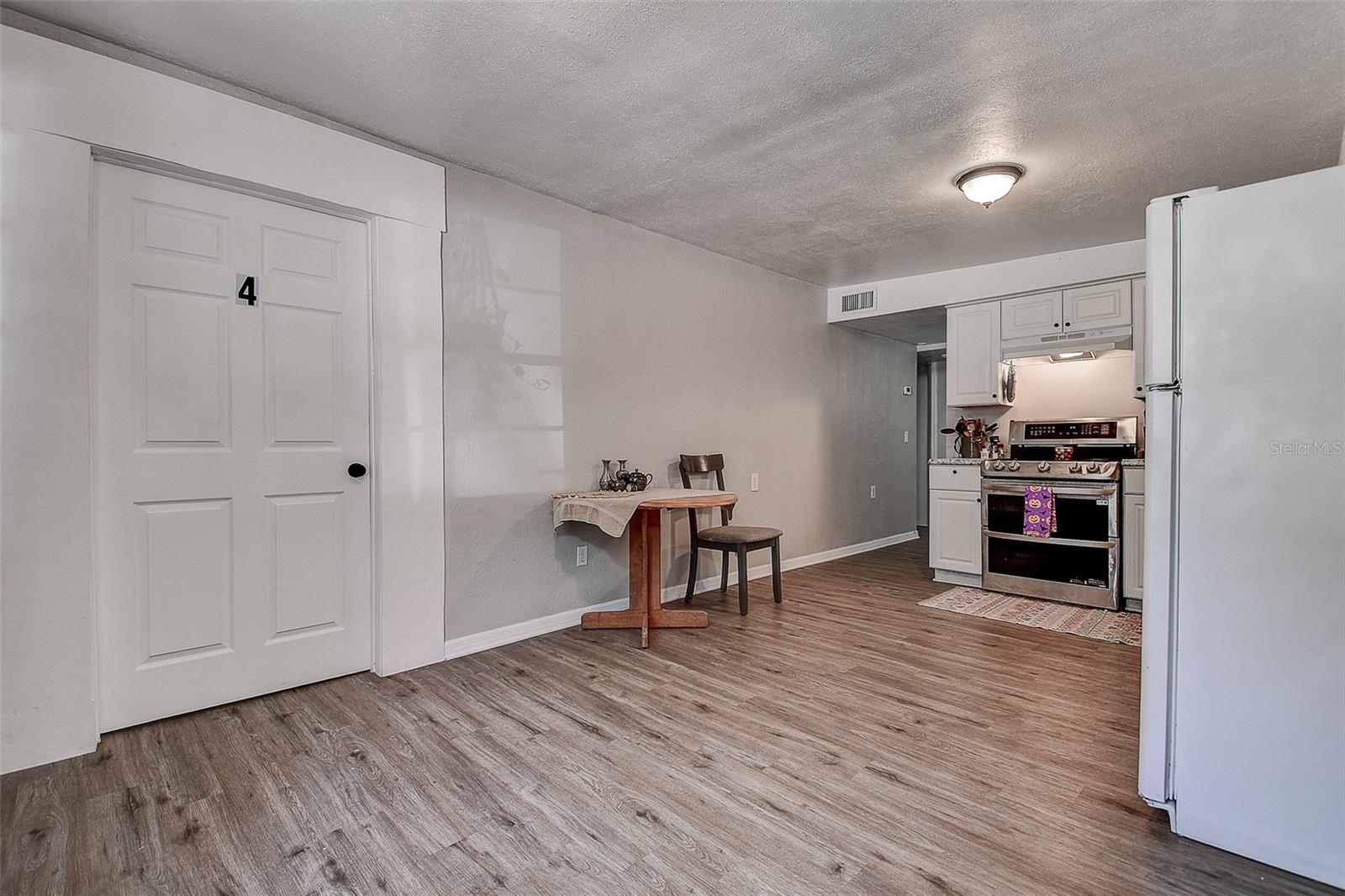 Image 5 of 57 For 1818 And 1816 Hacienda Way