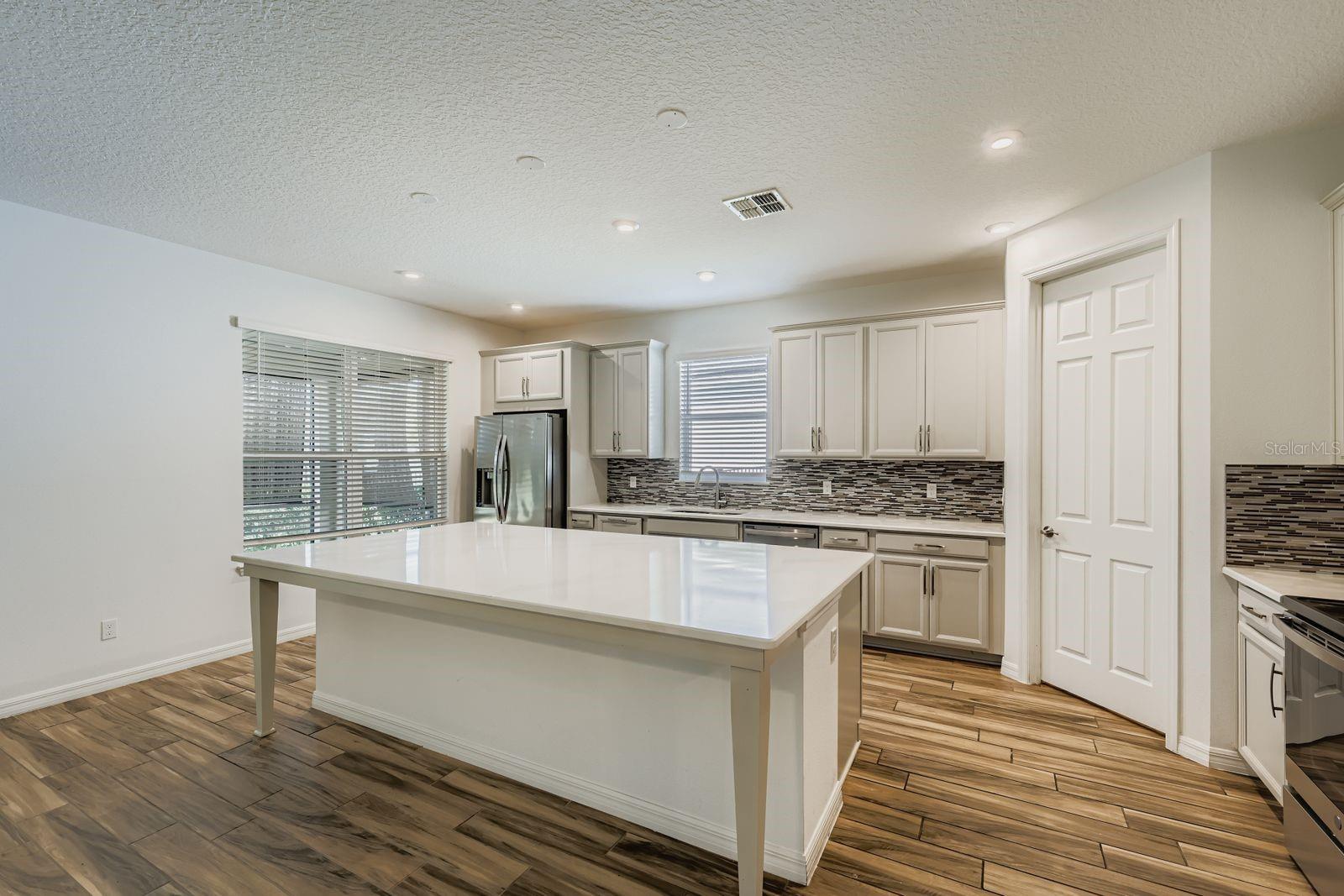 Image 11 of 28 For 3327 Hanging Tide Street