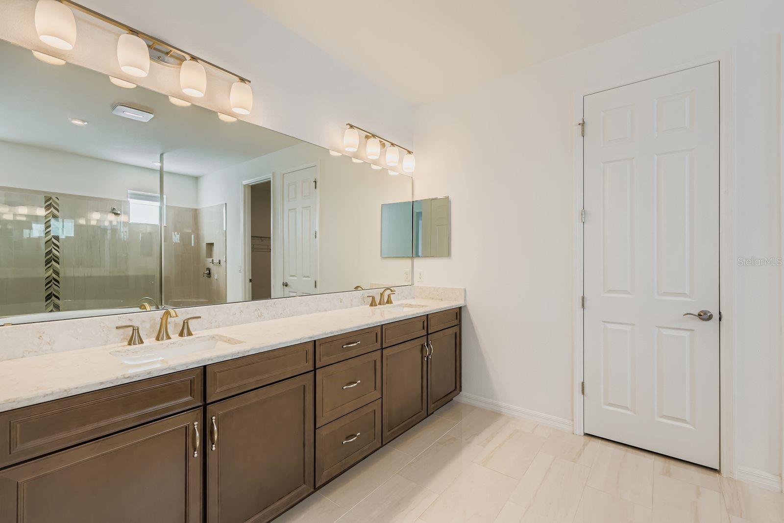 Image 17 of 28 For 3327 Hanging Tide Street