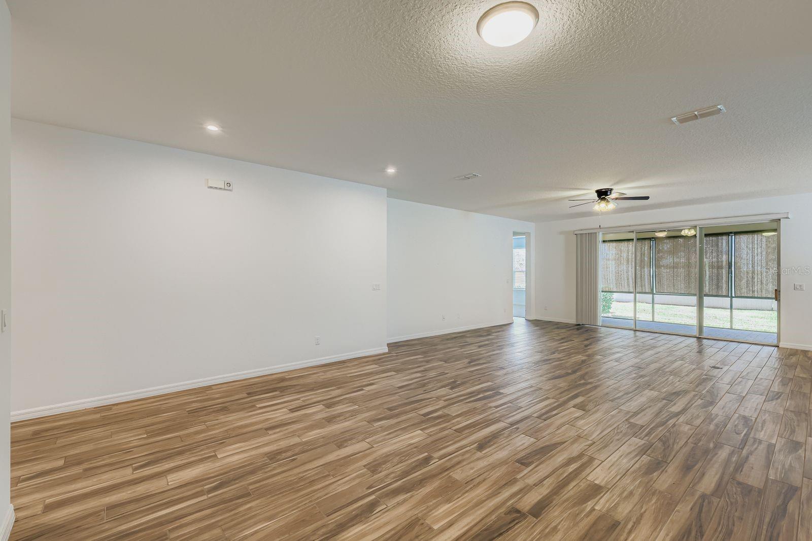 Image 6 of 28 For 3327 Hanging Tide Street