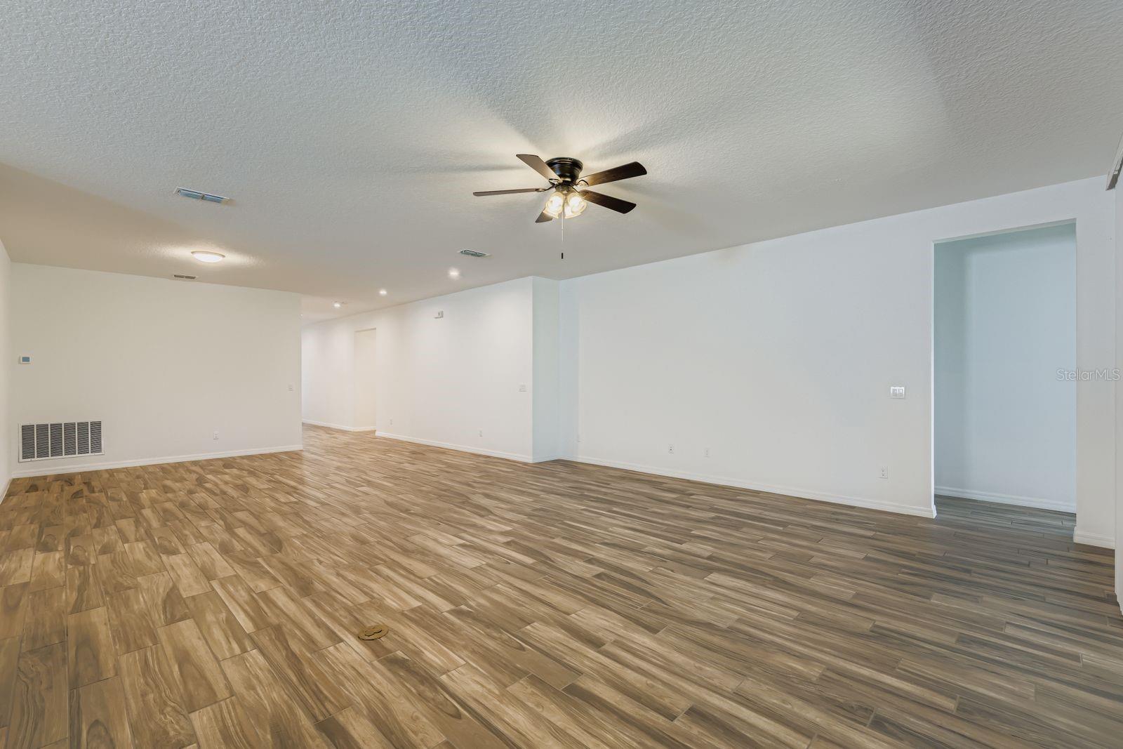 Image 9 of 28 For 3327 Hanging Tide Street