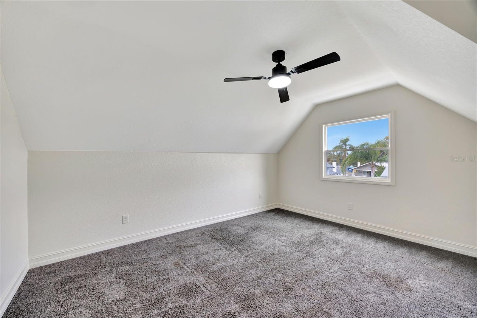 Image 16 of 43 For 912 20th Avenue