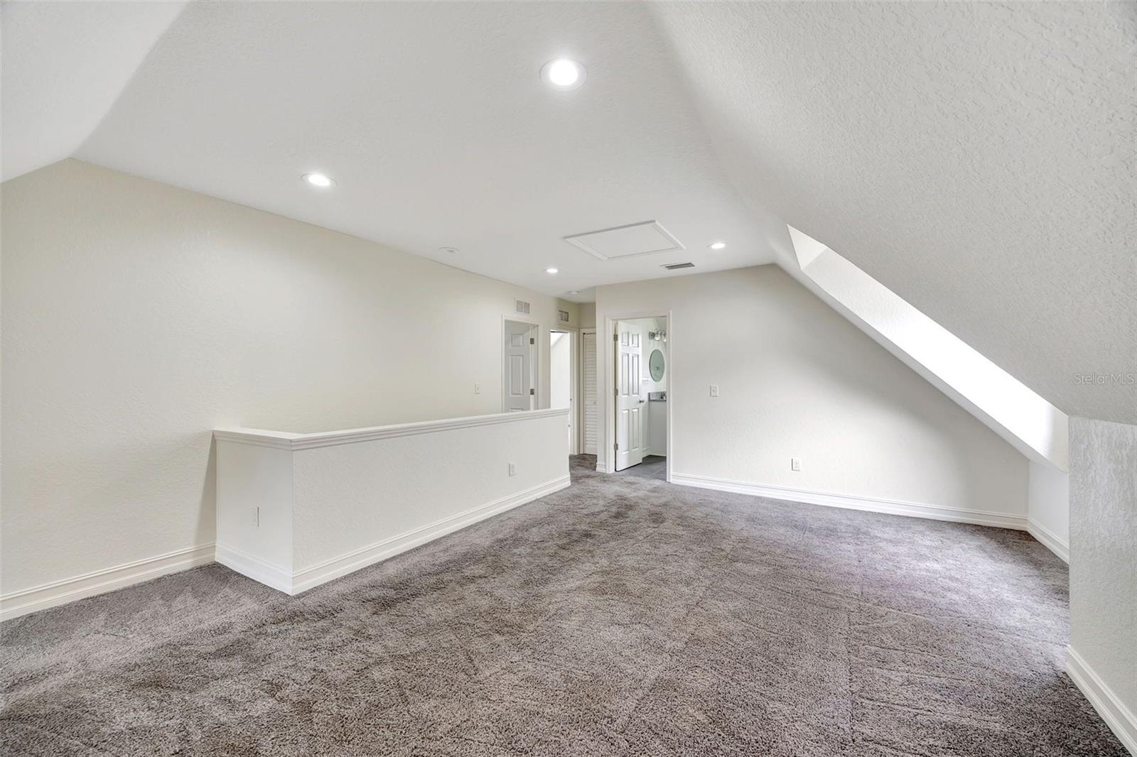 Image 24 of 43 For 912 20th Avenue