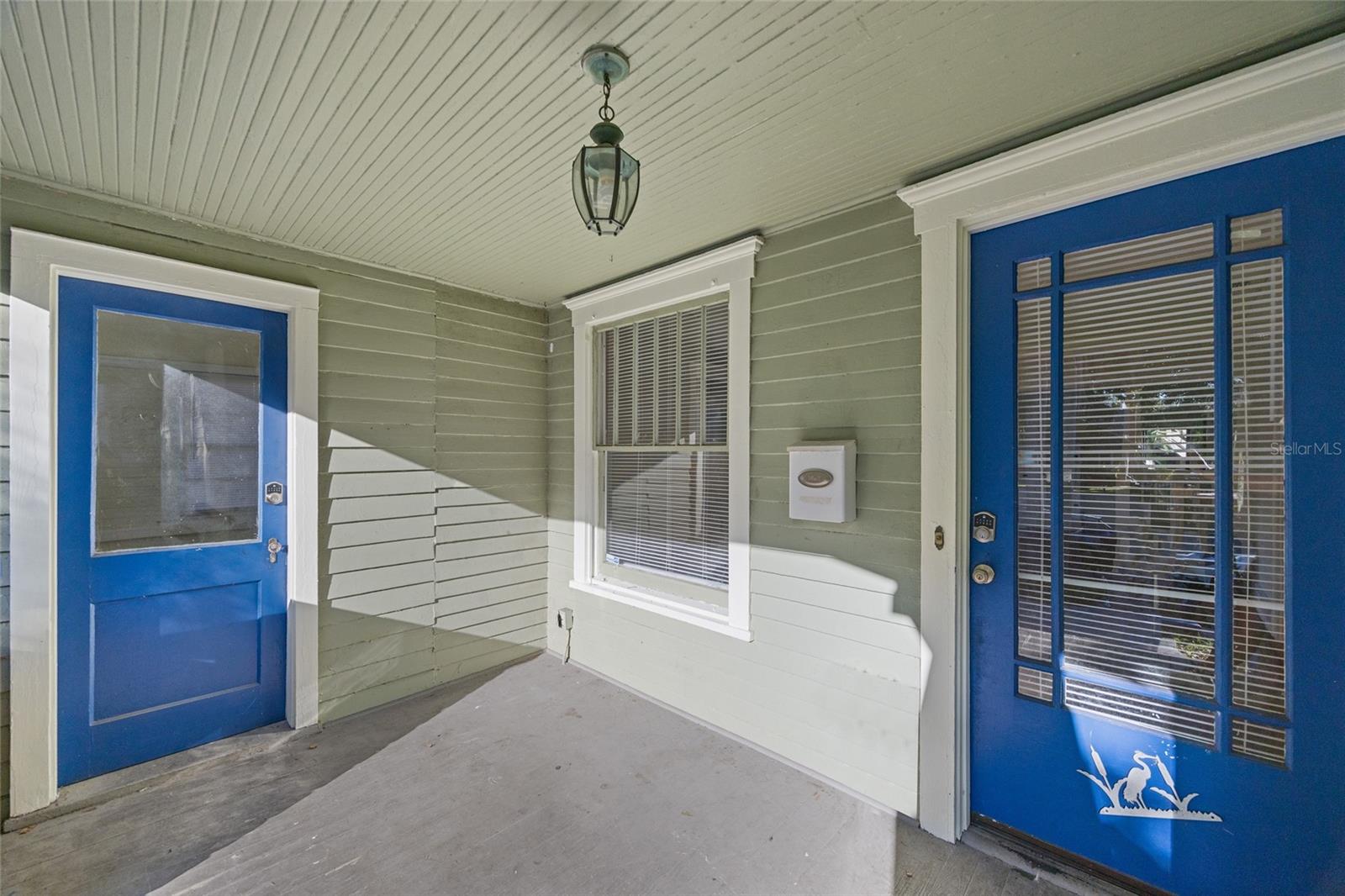 Image 6 of 29 For 725 8th Street N