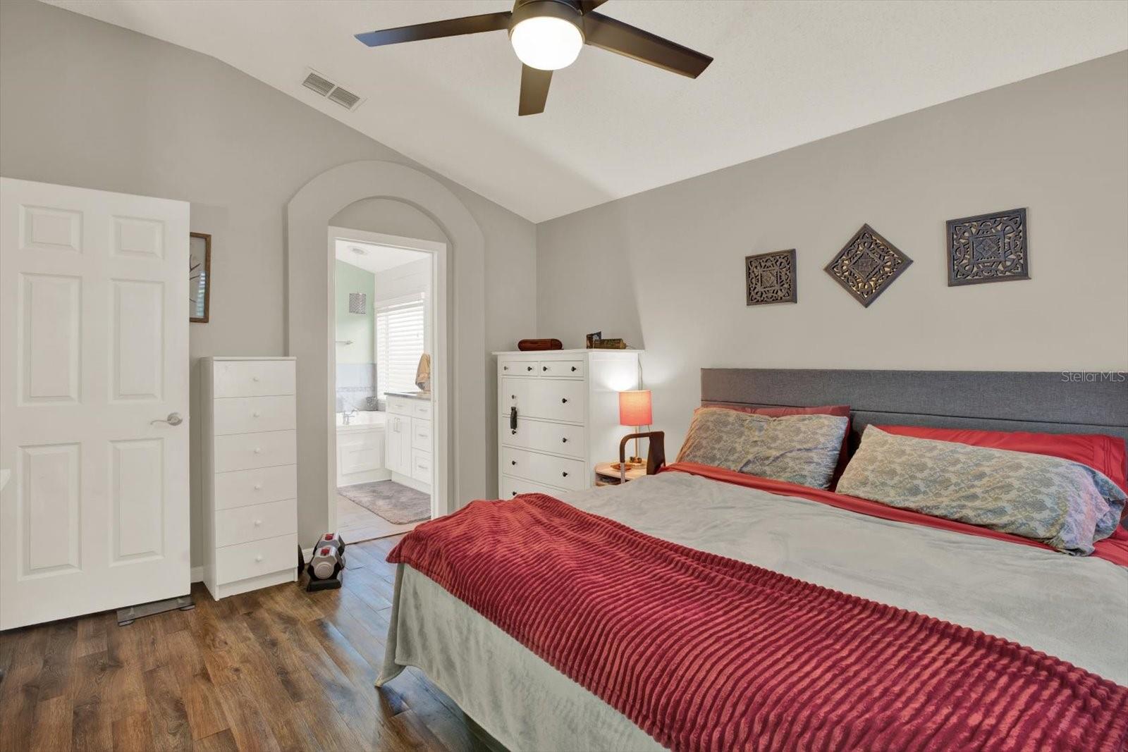 Image 21 of 52 For 29241 Yarrow Drive