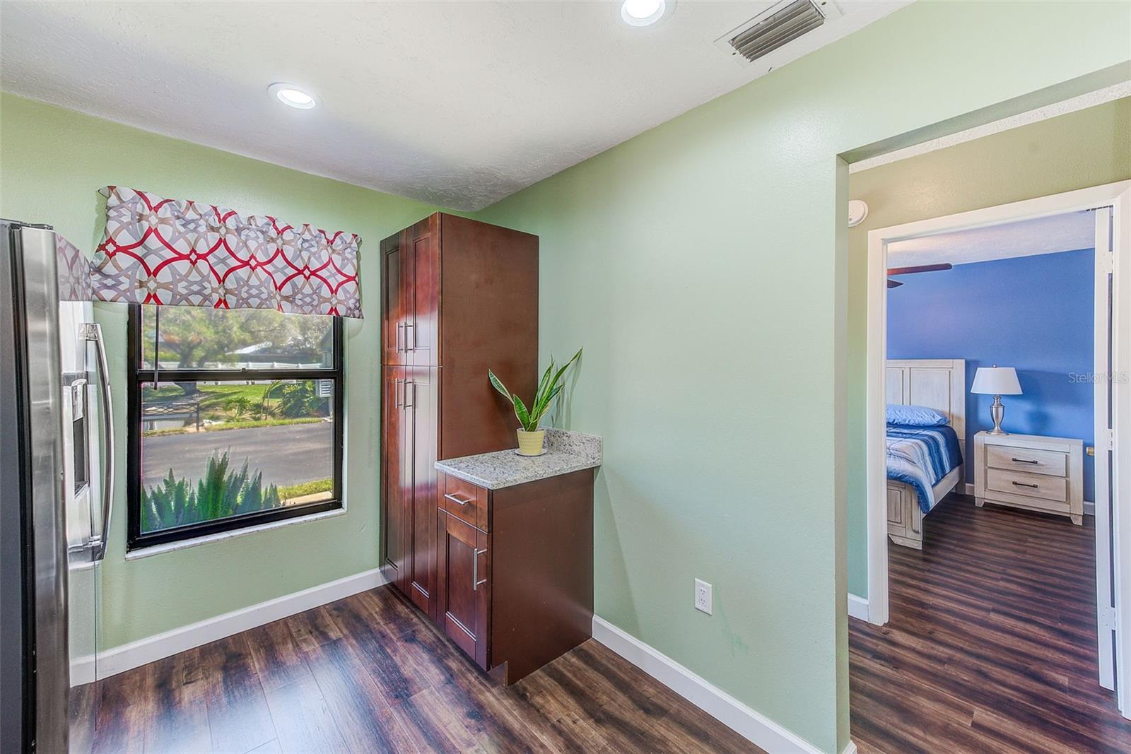 Image 16 of 36 For 6040 27th Street W