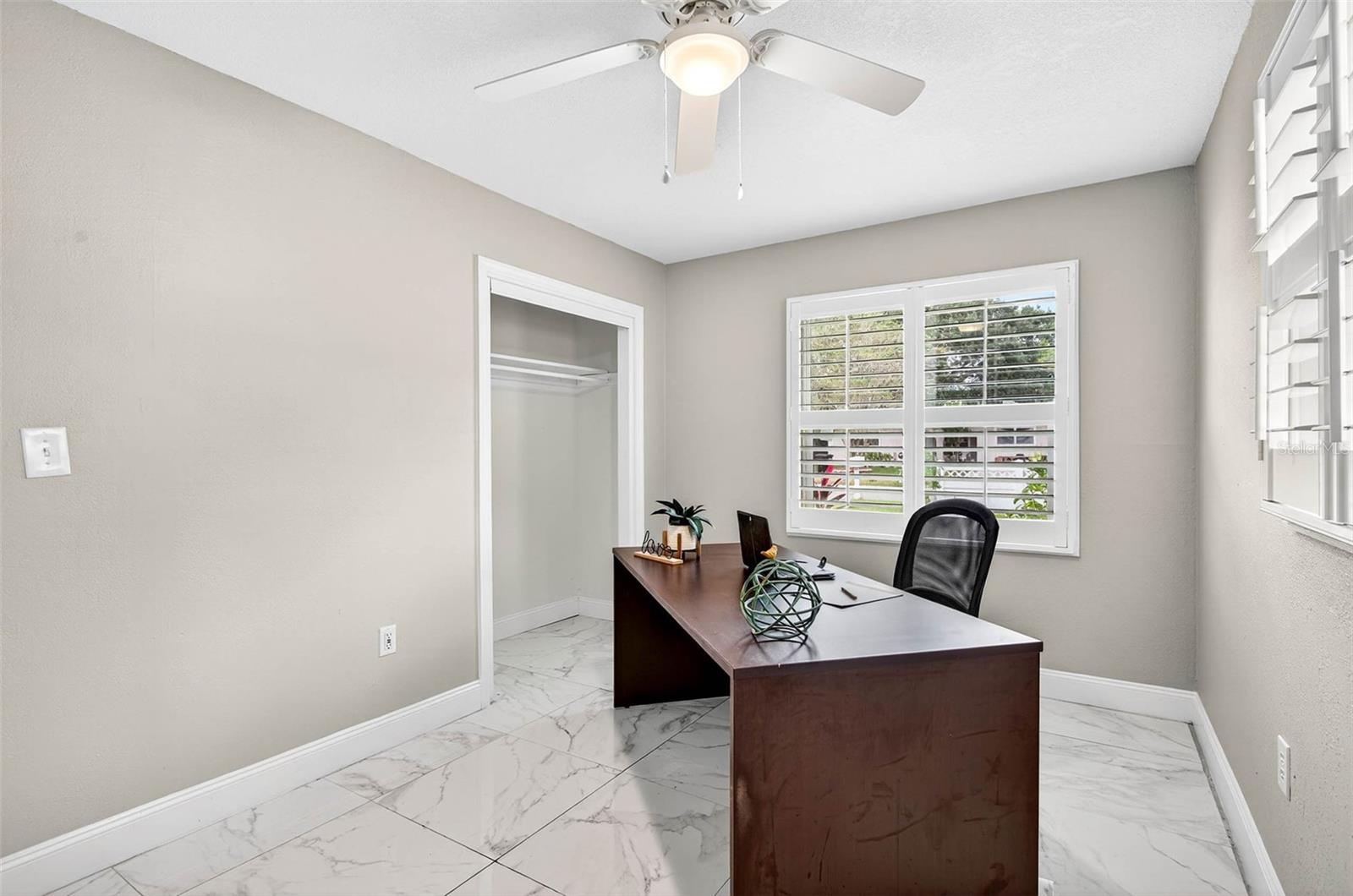 Image 15 of 23 For 1345 Parkwood Street