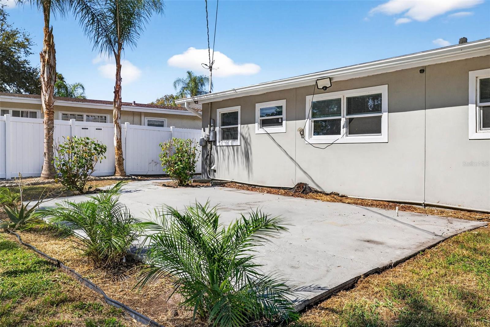 Image 27 of 37 For 1345 Parkwood Street