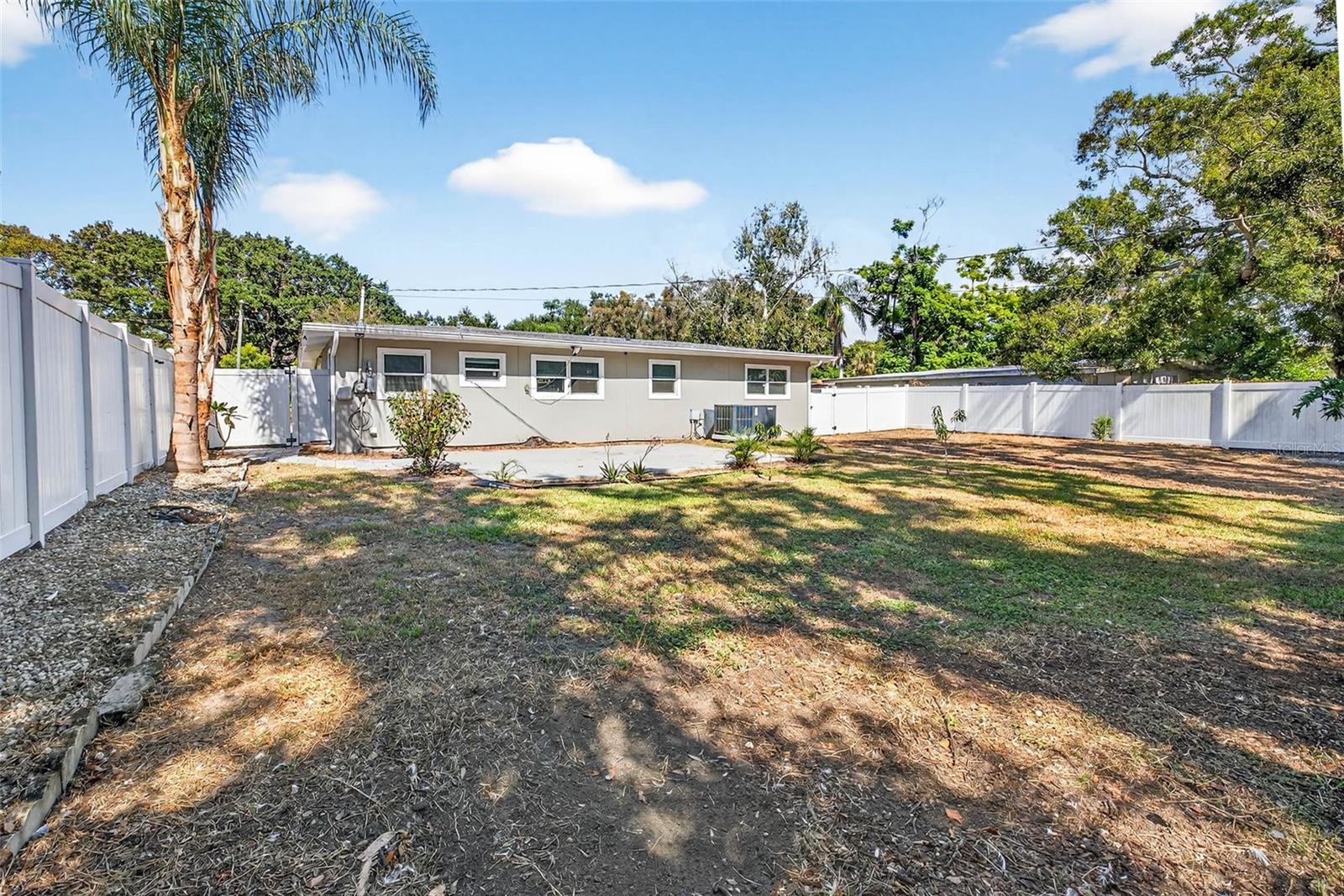 Image 29 of 37 For 1345 Parkwood Street