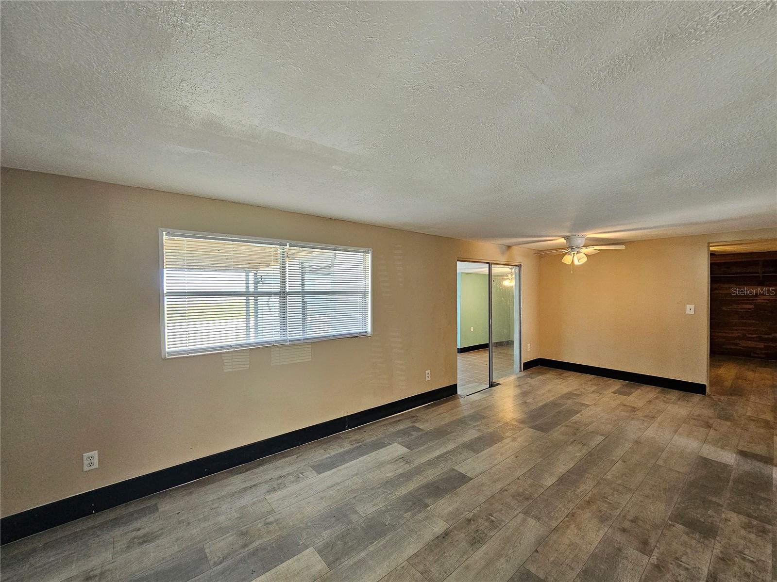 Image 9 of 26 For 503 Longfellow Boulevard 8