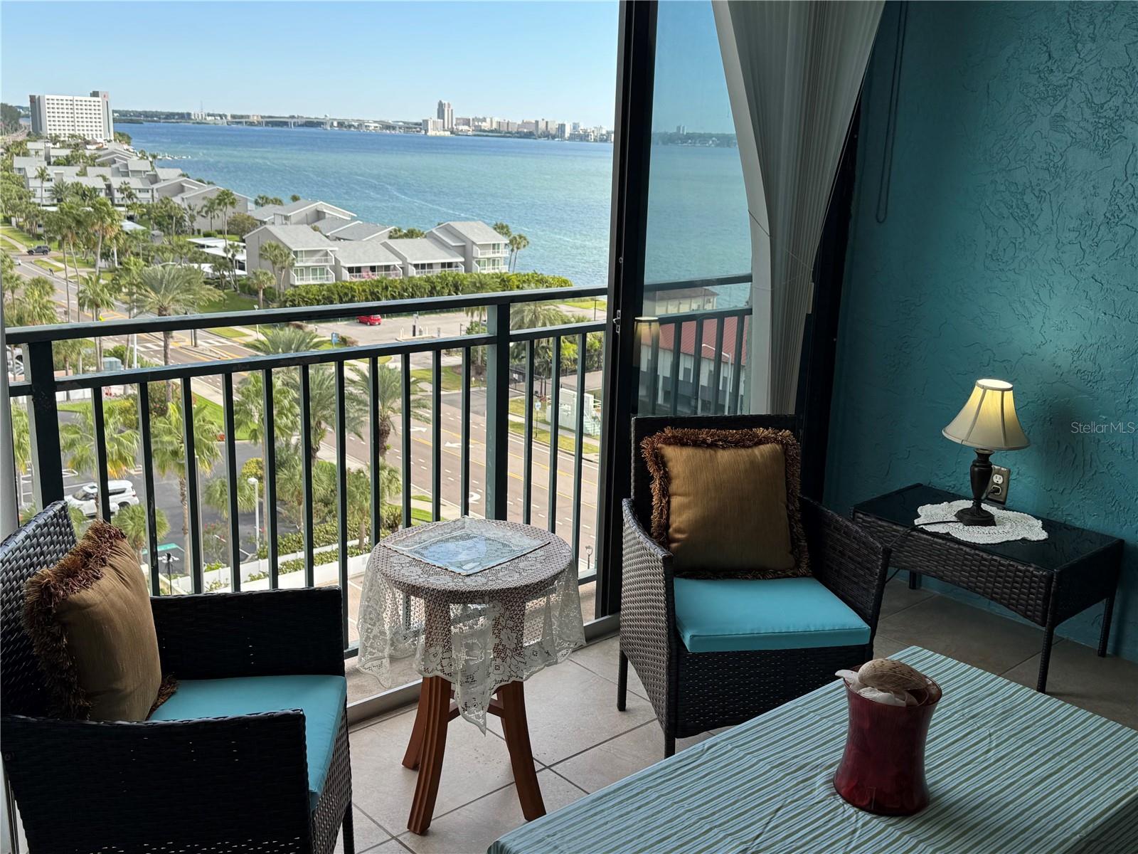 Image 62 of 96 For 1380 Gulf Boulevard 906