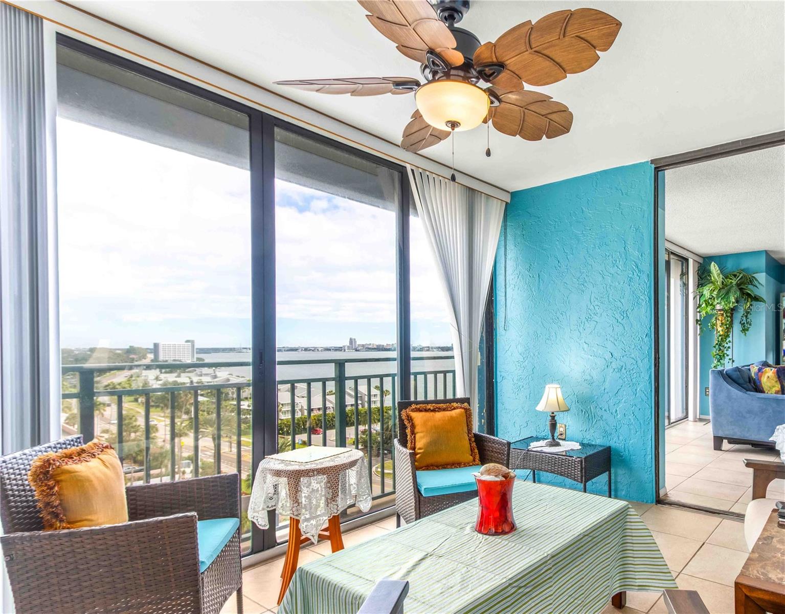 Image 66 of 96 For 1380 Gulf Boulevard 906