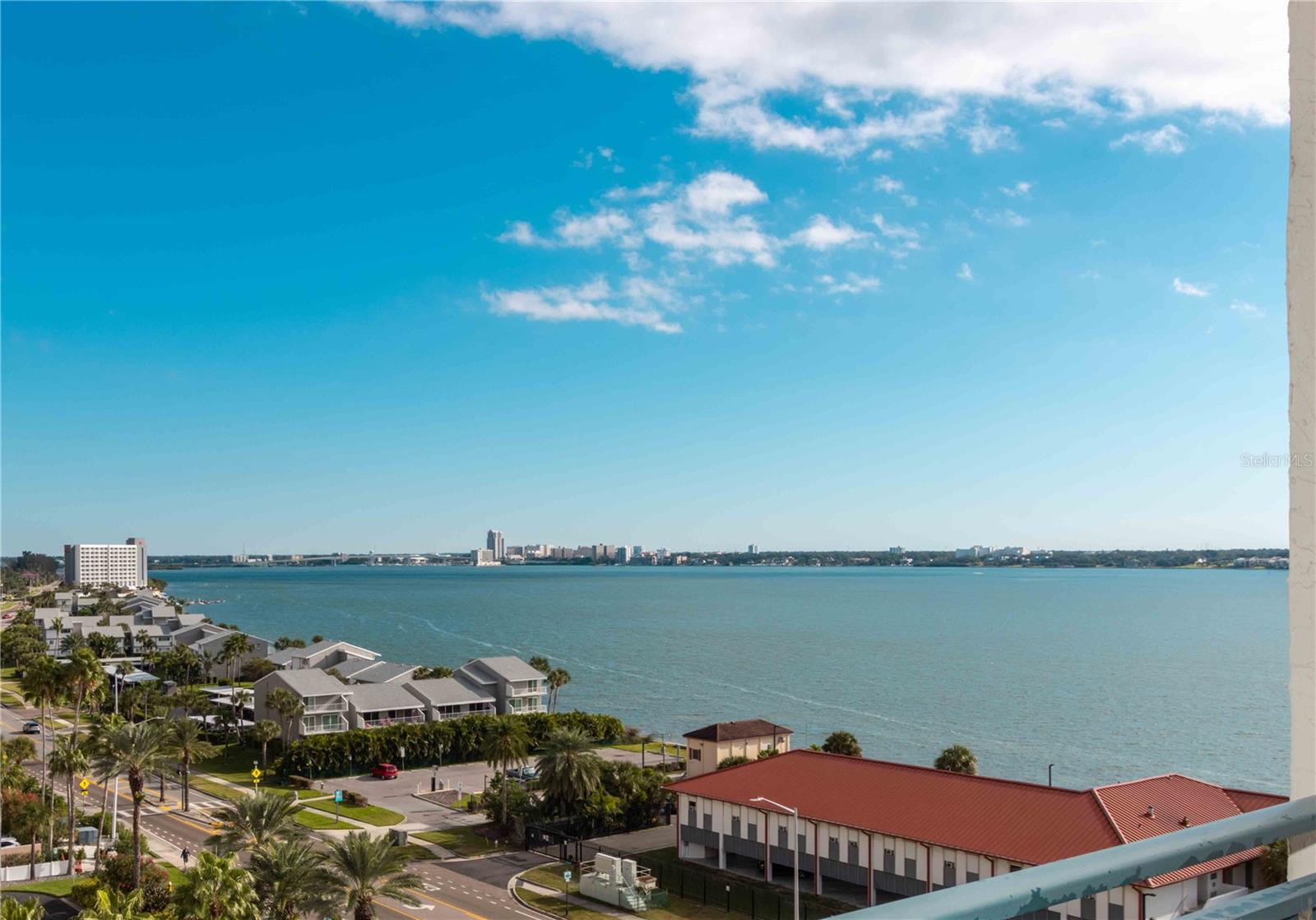 Image 72 of 96 For 1380 Gulf Boulevard 906