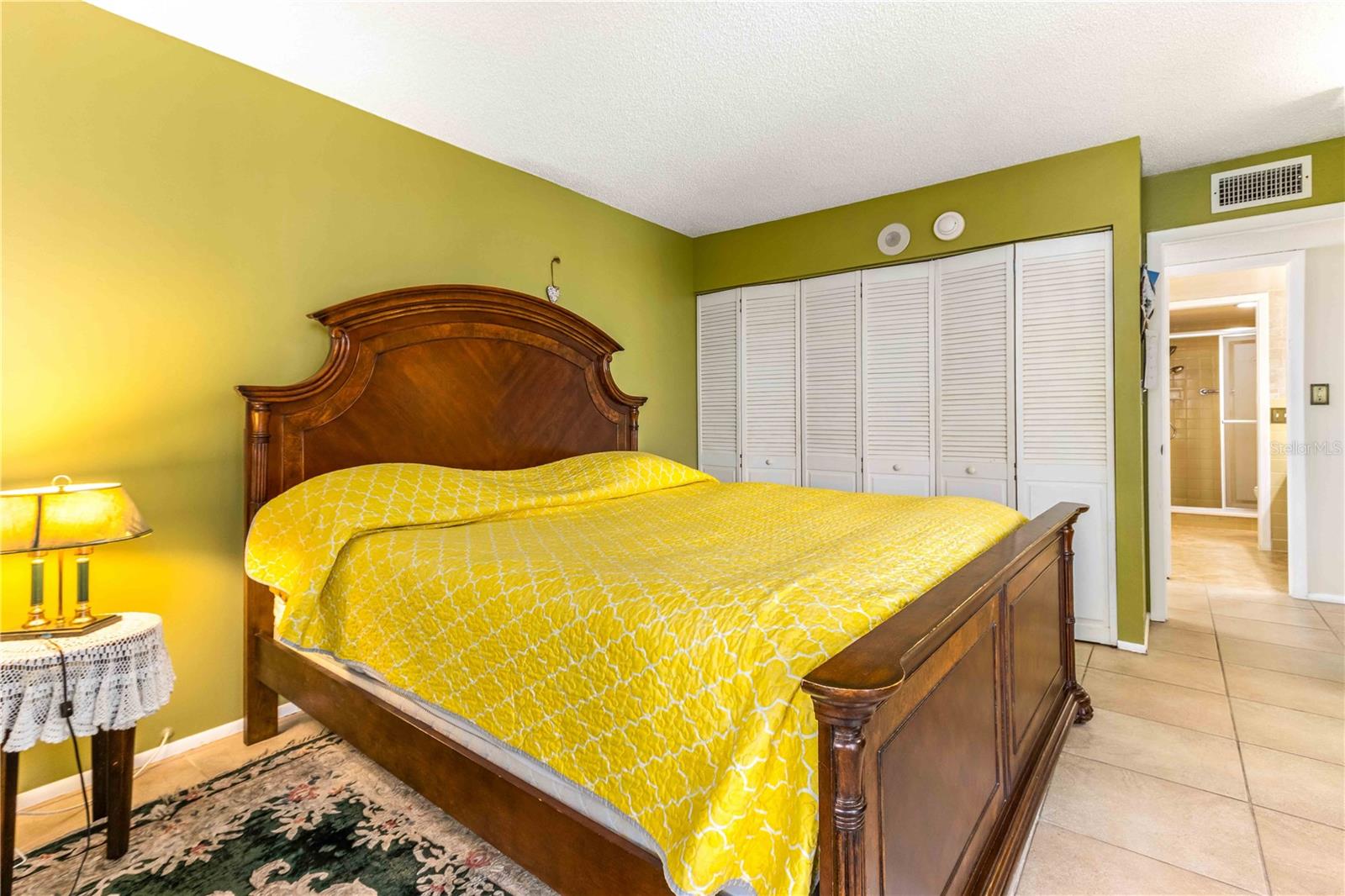 Image 85 of 96 For 1380 Gulf Boulevard 906