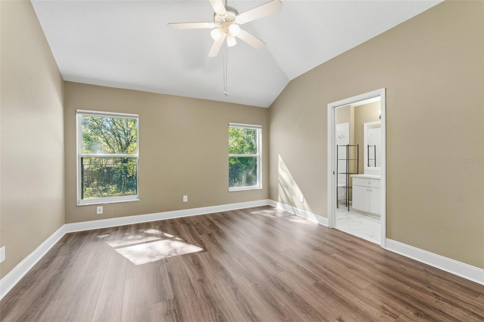Image 14 of 33 For 15016 Deer Meadow Drive